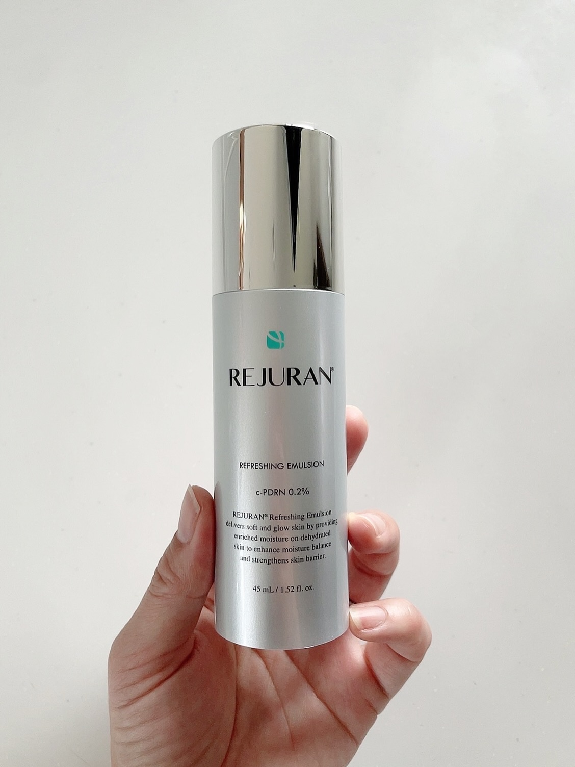 REJURAN リフレッシングエマルジョン 45ml/REJURAN COSMETICS/乳液を使ったクチコミ（2枚目）
