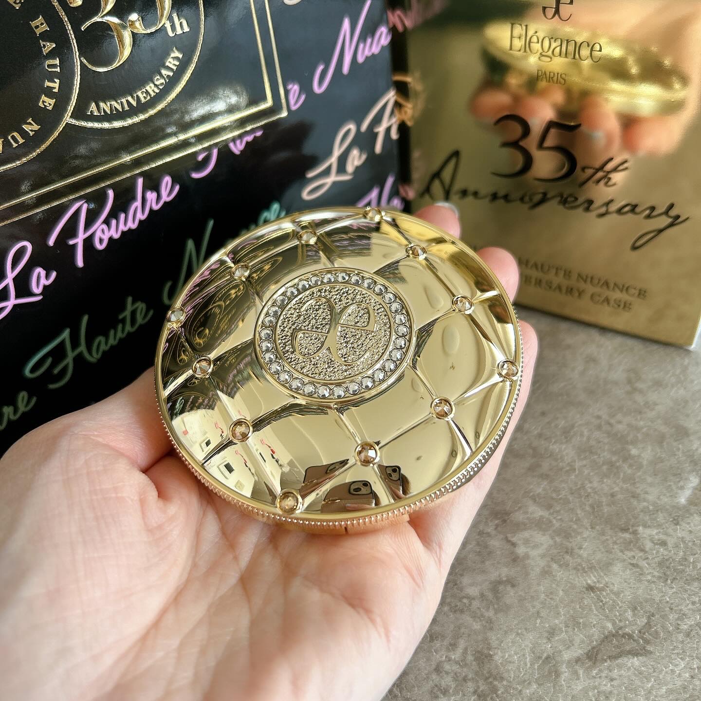 エレガンス エタンセル アルモニーアイズ/Elégance/アイシャドウパレットを使ったクチコミ（3枚目）