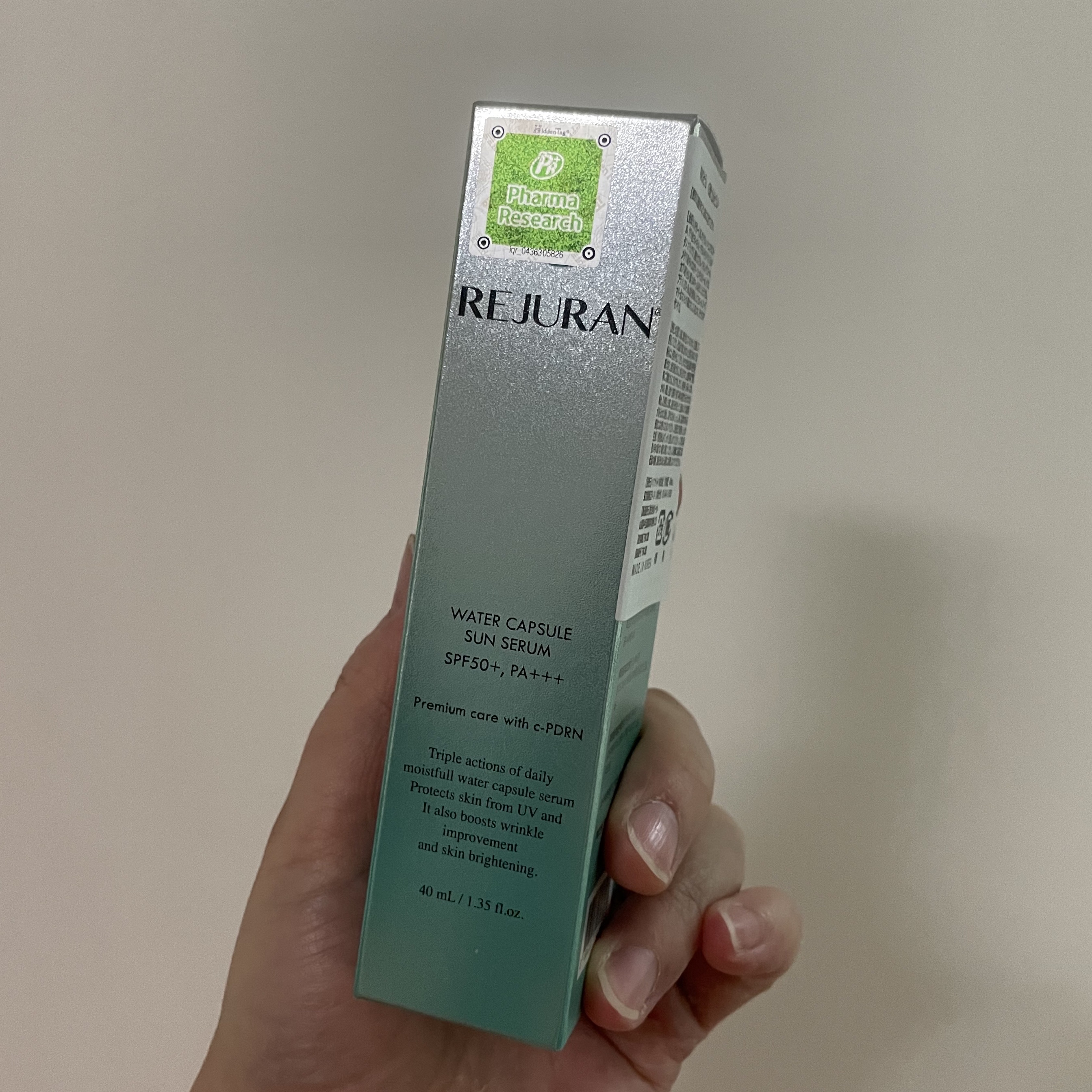 REJURAN ウォーターカプセルUV日焼け止めセラム SPF50+ PA+++ 40ml/REJURAN COSMETICS/日焼け止め・UVケアを使ったクチコミ（2枚目）