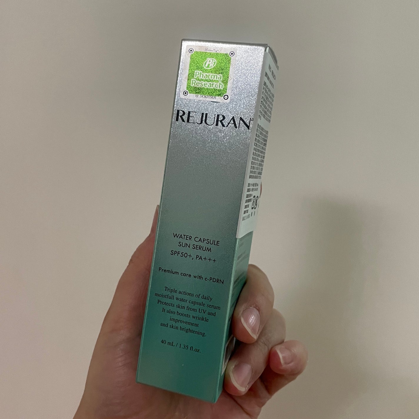 REJURAN ウォーターカプセルUV日焼け止めセラム SPF50+ PA+++ 40ml/REJURAN COSMETICS/日焼け止め・UVケアを使ったクチコミ(2枚目)