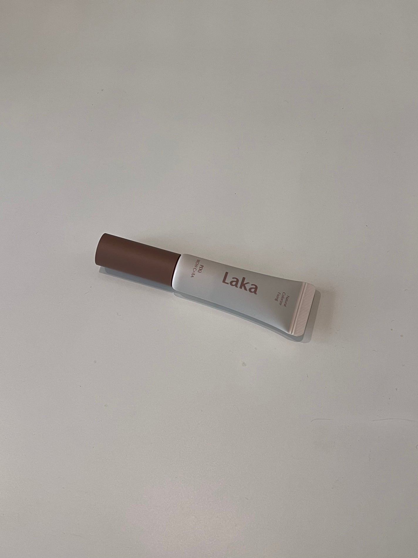 ラカ ピクシーブロウカラ/Laka/眉マスカラを使ったクチコミ(2枚目)