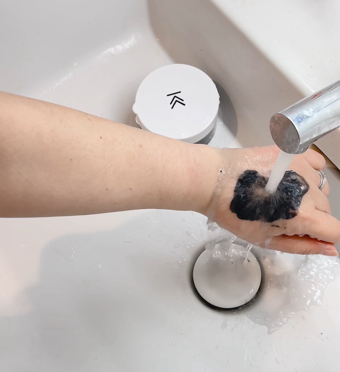 シカ クレンジングバーム 炭 ブラック/KATAN/クレンジングバームを使ったクチコミ（3枚目）