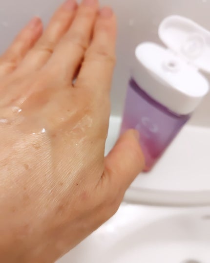 ひろちゃん on LIPS 「ZUTTOクレンジングオイル3層クレンジングオイル🟥🟪⬜🟥🟪⬜..」(4枚目)