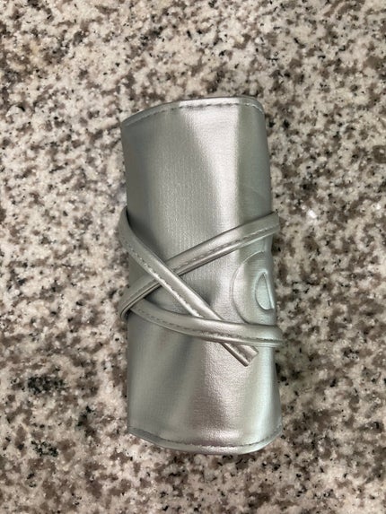 コスメ大好き♥フォロバ on LIPS 「収納バッグ付きふんわりミニメイクブラシ11本セットを使っていま..」(5枚目)