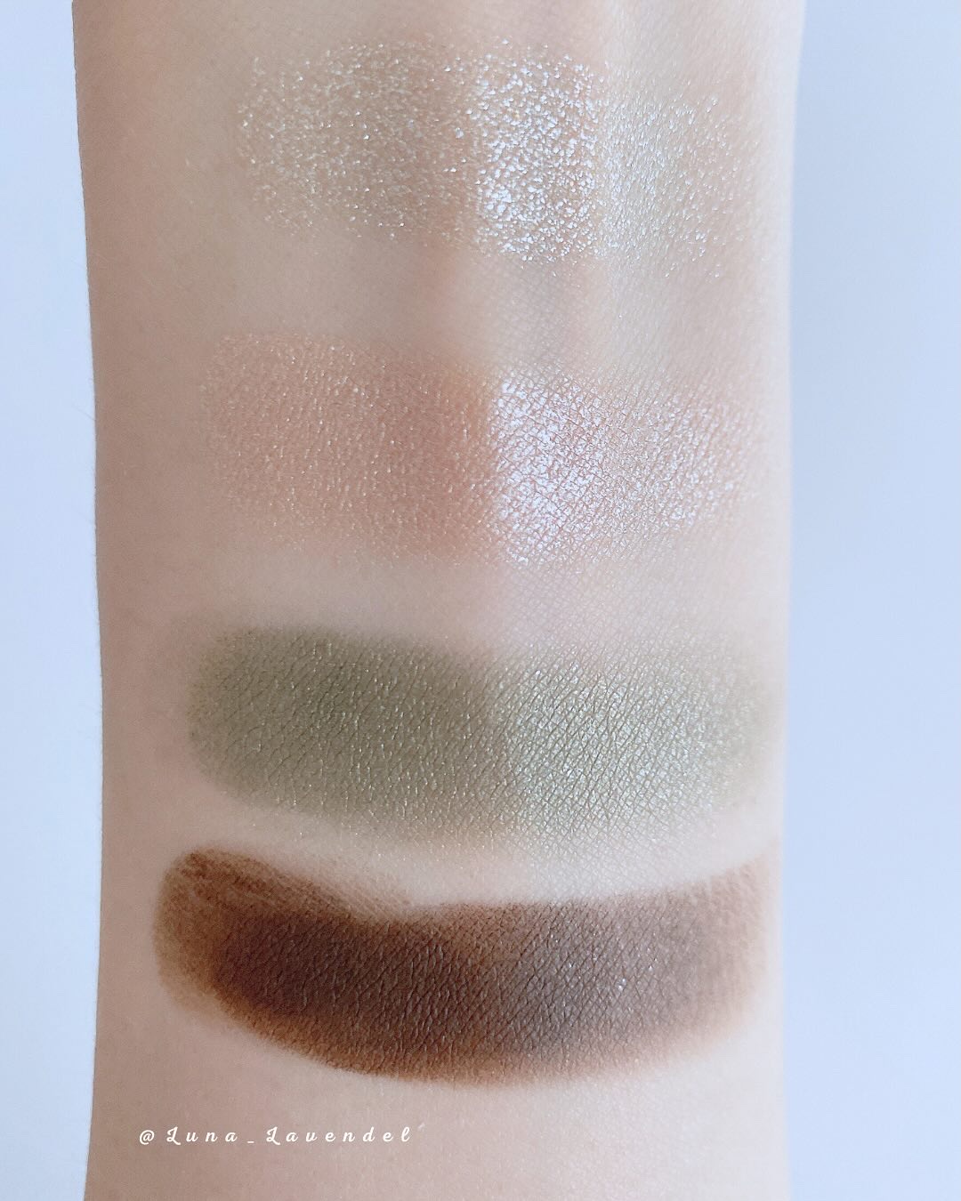 フェイスカラーパレット/チャコット・コスメティクス/アイシャドウパレットを使ったクチコミ（3枚目）