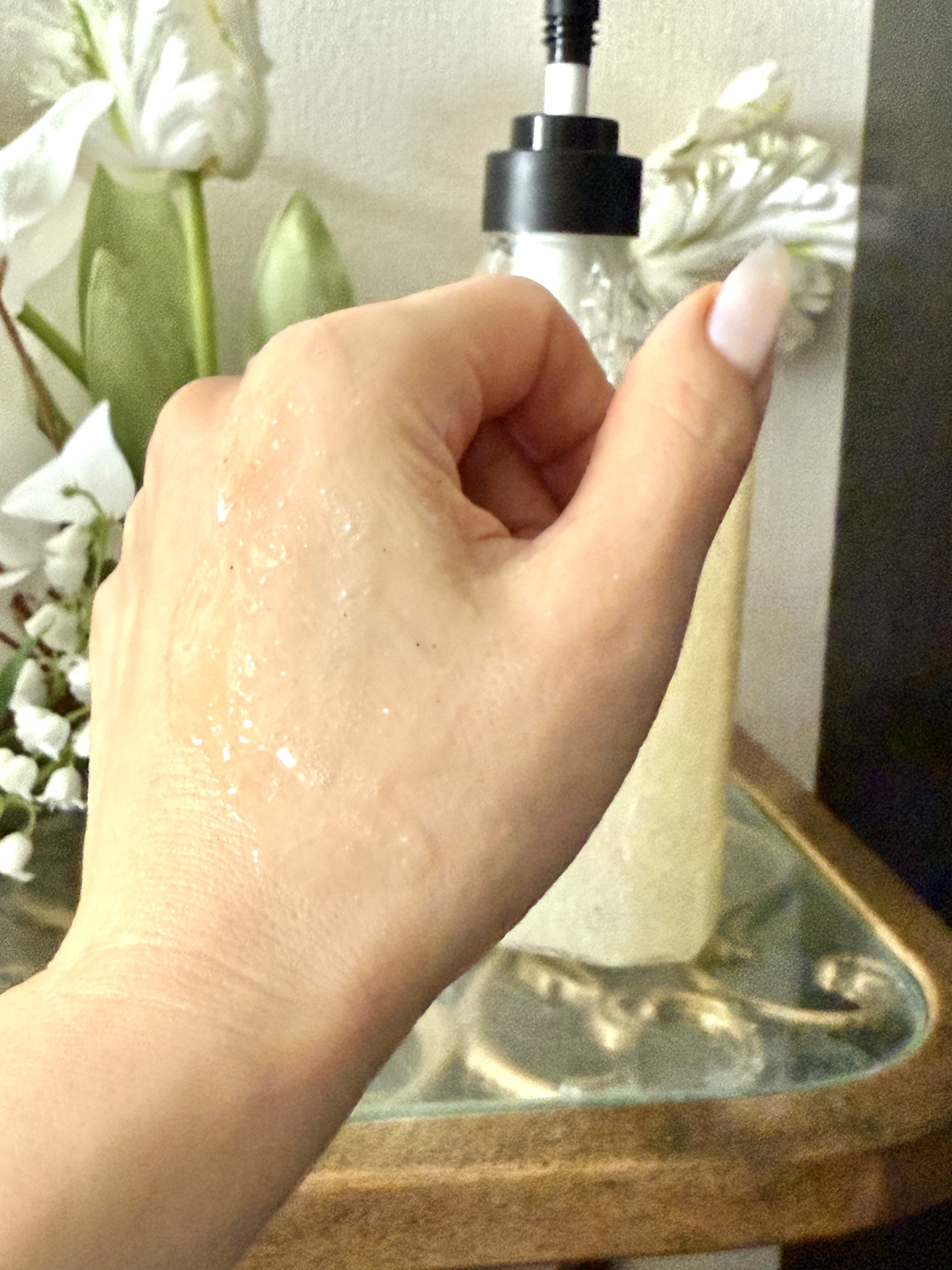 スクラブボディウォッシュ ホワイトシャツ リネンコットン/LUV SCENT/ボディスクラブを使ったクチコミ（2枚目）