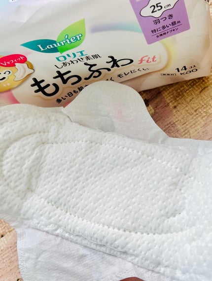 ロリエ もちふわ fit 25cm 羽つき 14コ入 (医薬部外品 )/ロリエ/ナプキンを使ったクチコミ(2枚目)