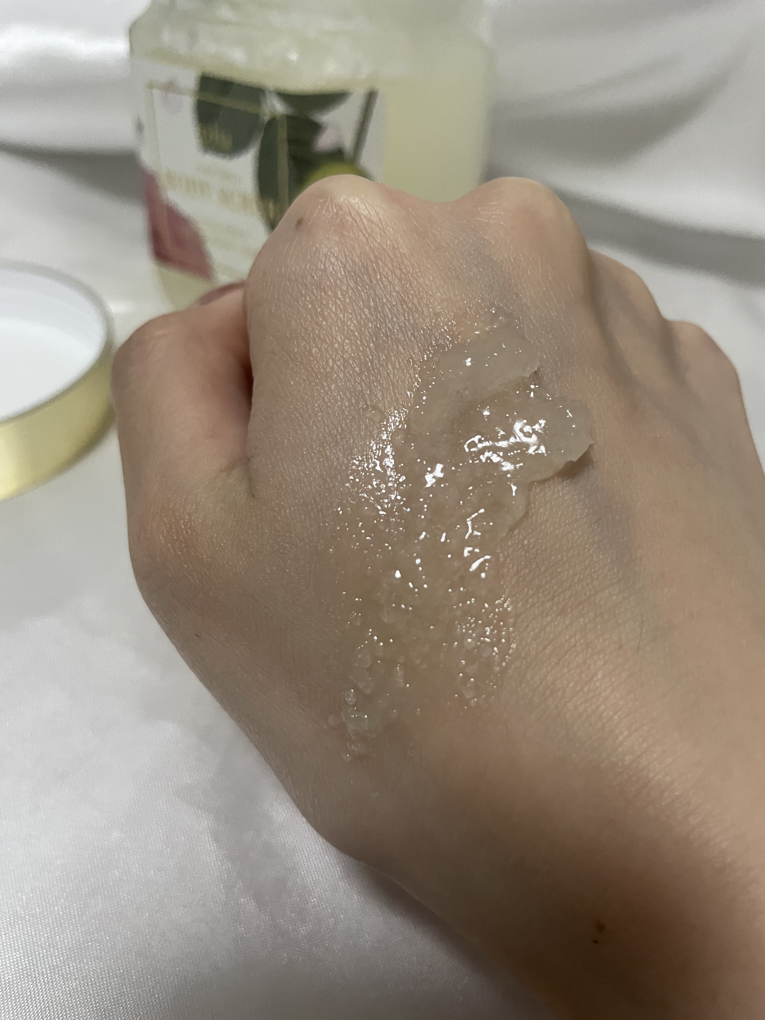 パヒュームドボディスクラブ ホワイトブラン/plu/ボディスクラブを使ったクチコミ（3枚目）