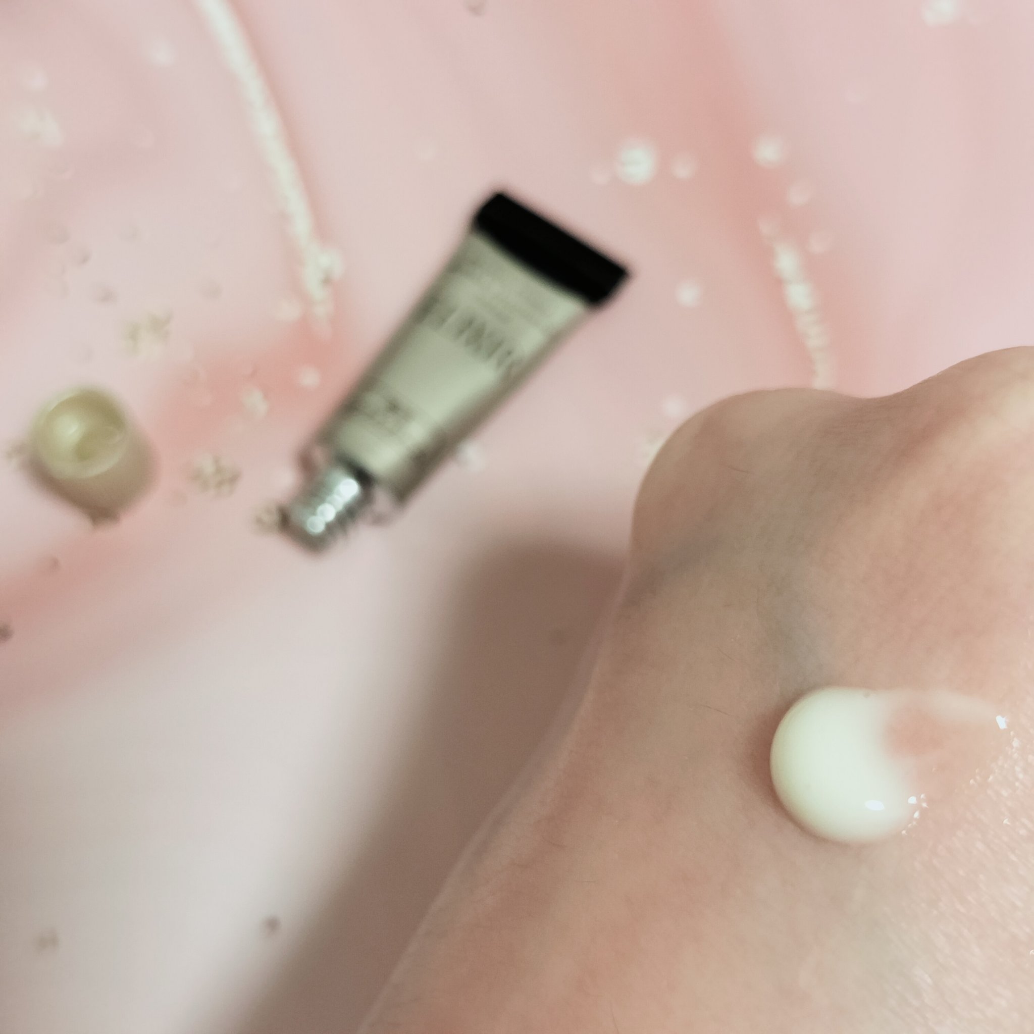 レチノパワー リンクルクリーム /エリクシール/アイケア・アイクリームを使ったクチコミ（2枚目）