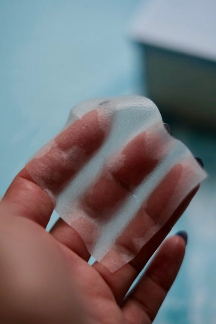 はち on LIPS 「「塗る」から「魅せる」へ。肌が目覚める30秒のブルービタミン体..」(7枚目)