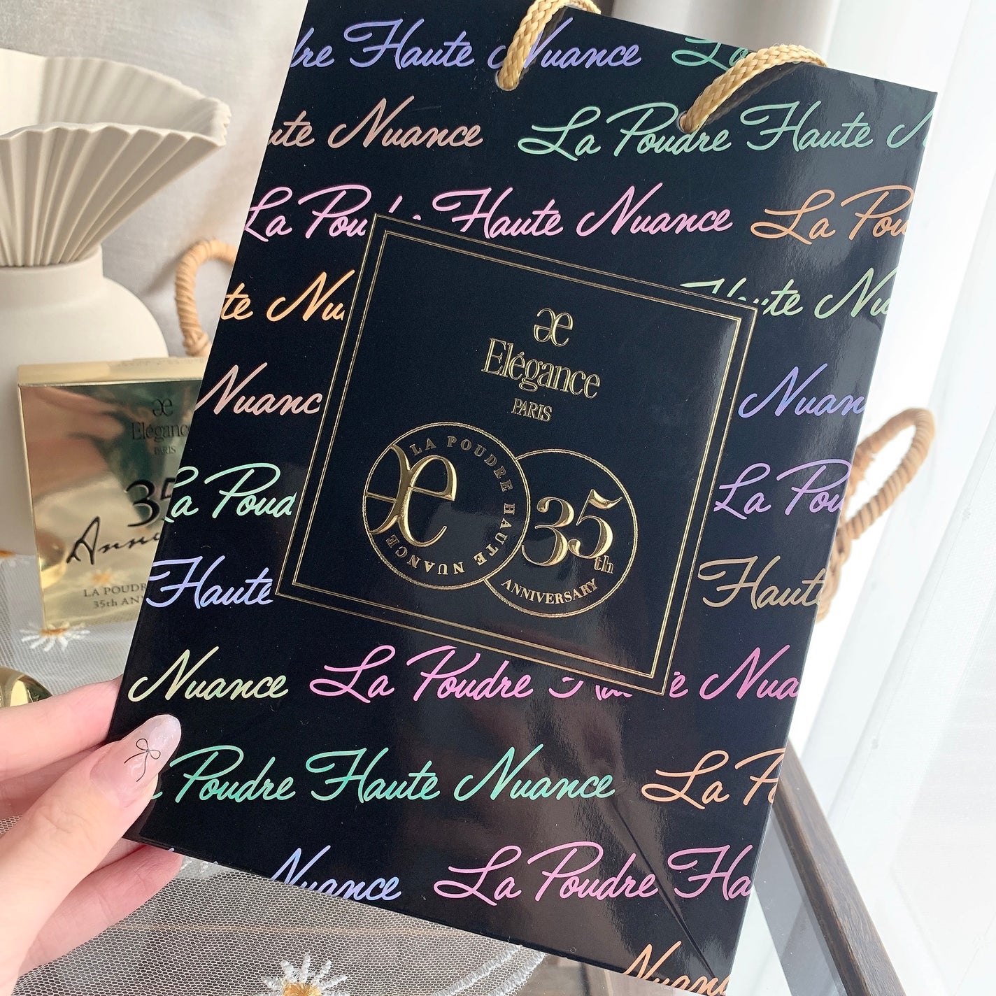 ラ プードル オートニュアンス/Elégance/プレストパウダーを使ったクチコミ(7枚目)