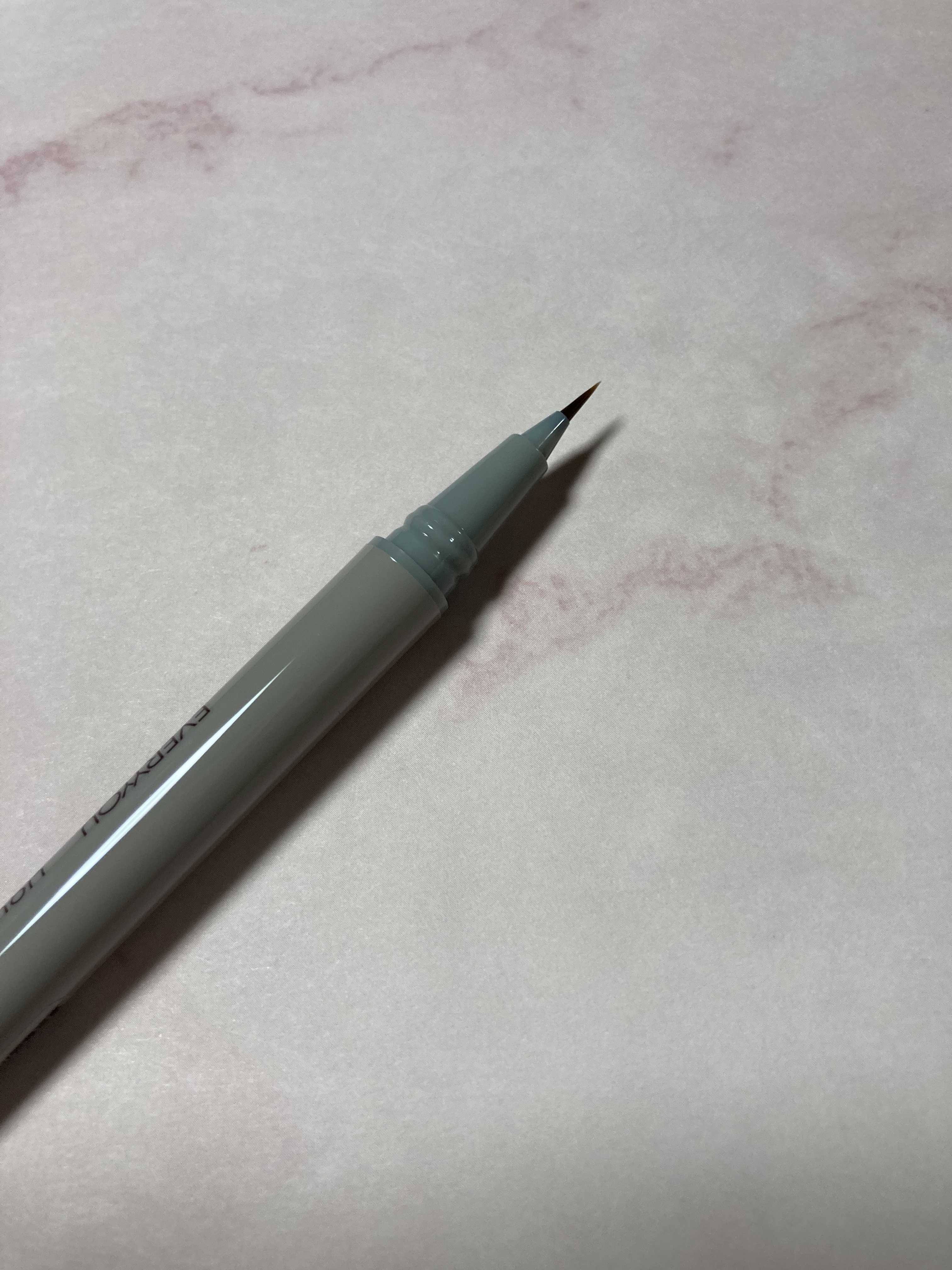 ロングラスティングリキッドアイブロウ/EVERYYOU/リキッドアイブロウを使ったクチコミ（2枚目）