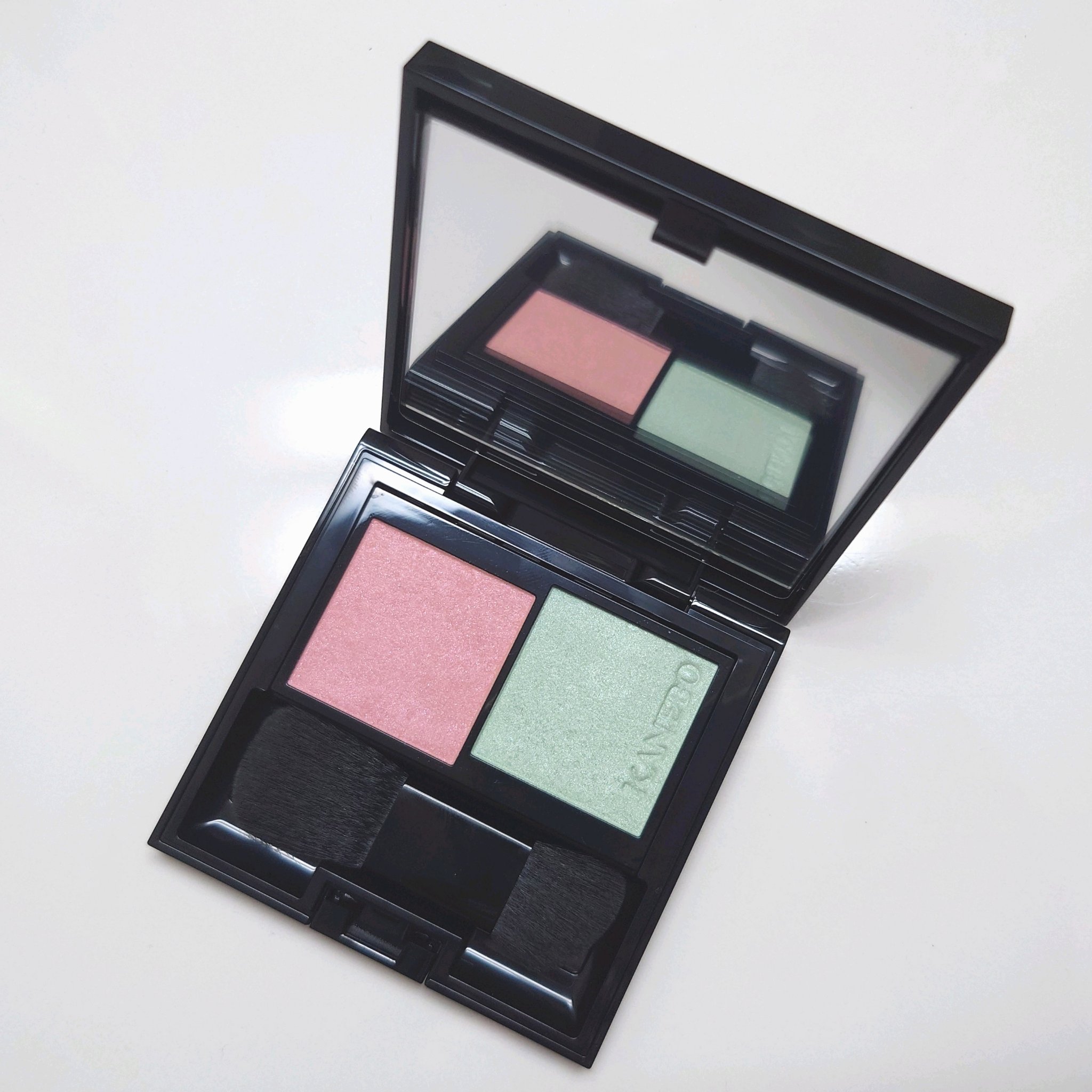 カネボウ ムードブースティングブラッシュ/KANEBO/パウダーチークを使ったクチコミ（1枚目）