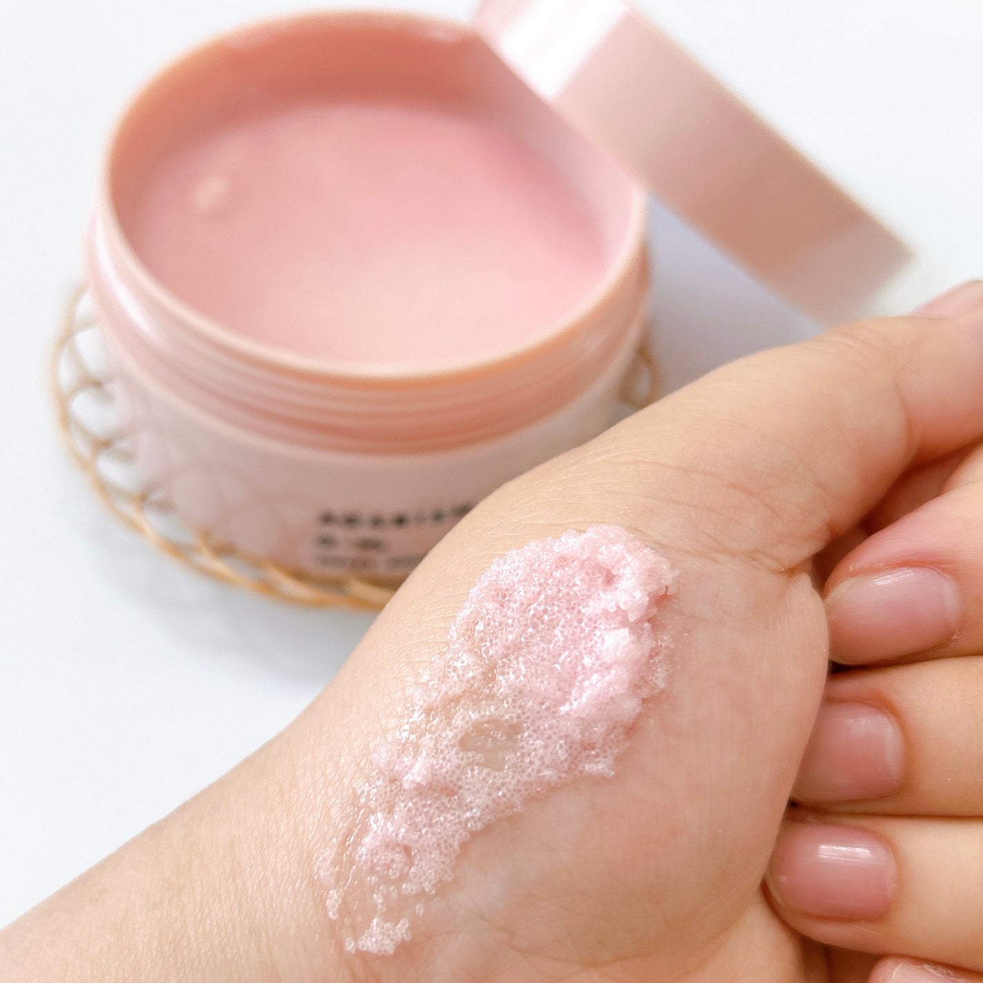 Q+Me スウィート ボム タラソ スクラブ/AGARISM/バスト・ヒップケアを使ったクチコミ(3枚目)