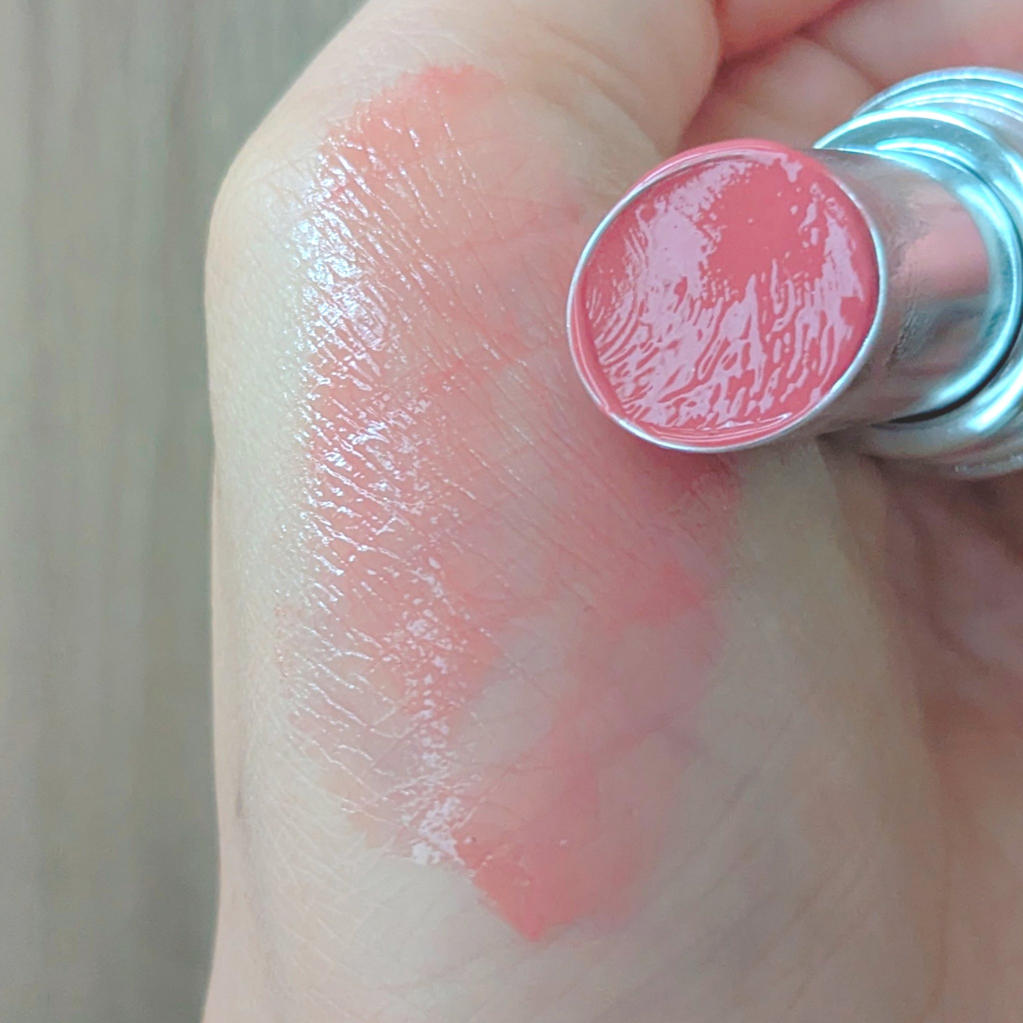 YSL ラブシャイン キャンディグレーズ/YVES SAINT LAURENT BEAUTE/口紅を使ったクチコミ（3枚目）