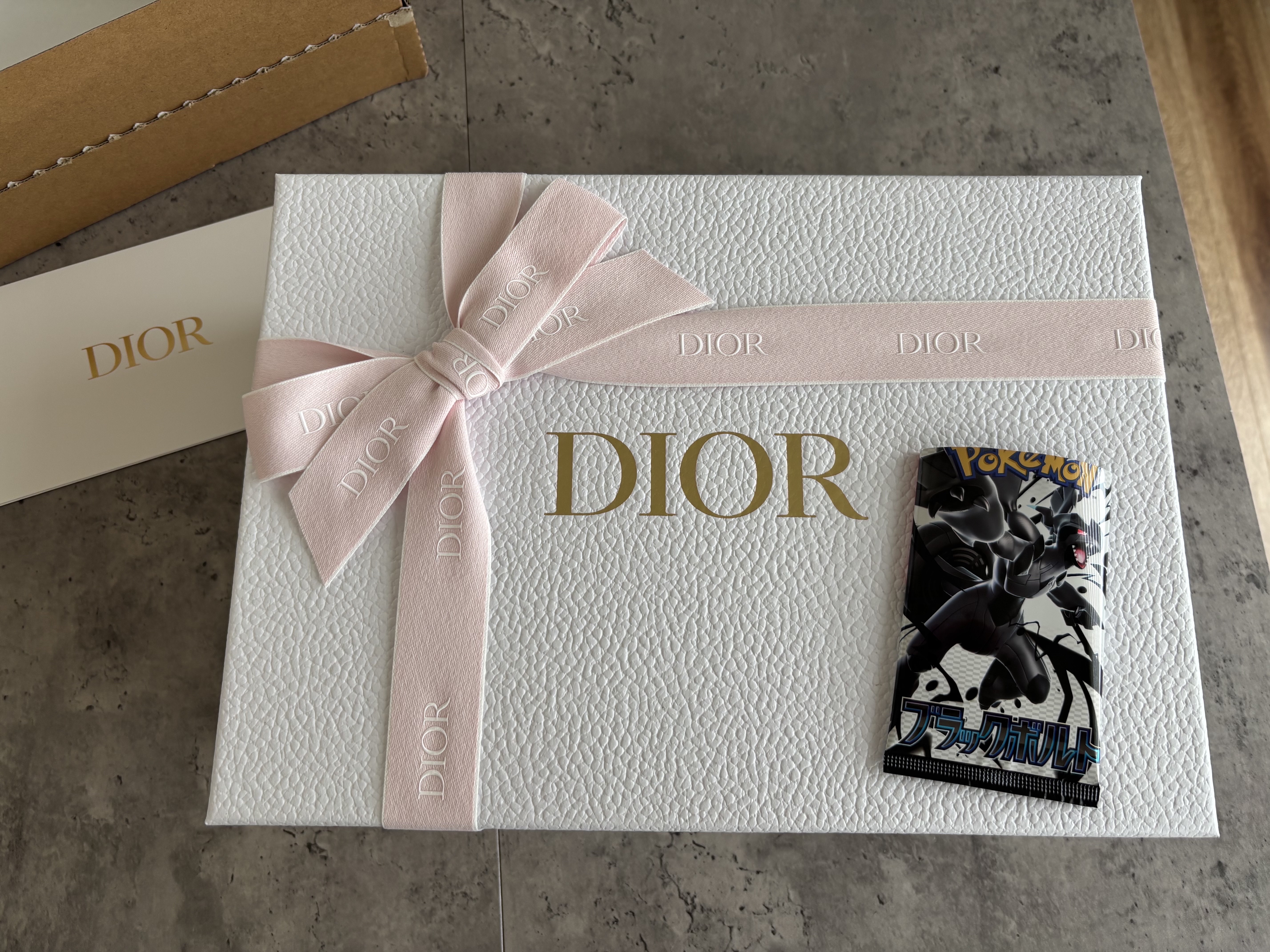 【新品未使用】ジャドール ミニチュア ボディ コフレ (限定品) Dior DIOR】 ジャドール ボディ コフレ(数量限定品) - フレグランス