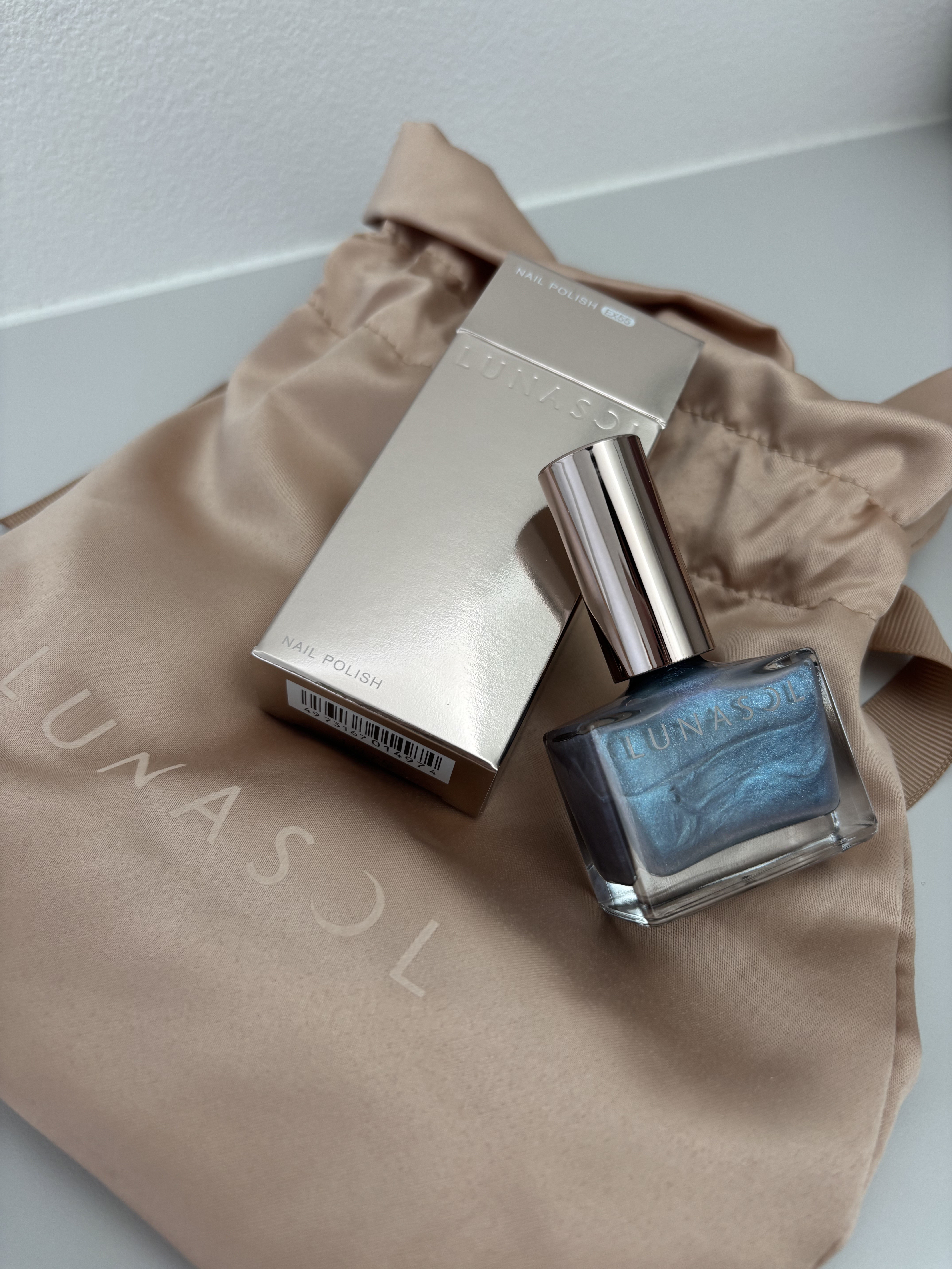 ルナソル ネイルポリッシュ/LUNASOL/マニキュアを使ったクチコミ（2枚目）