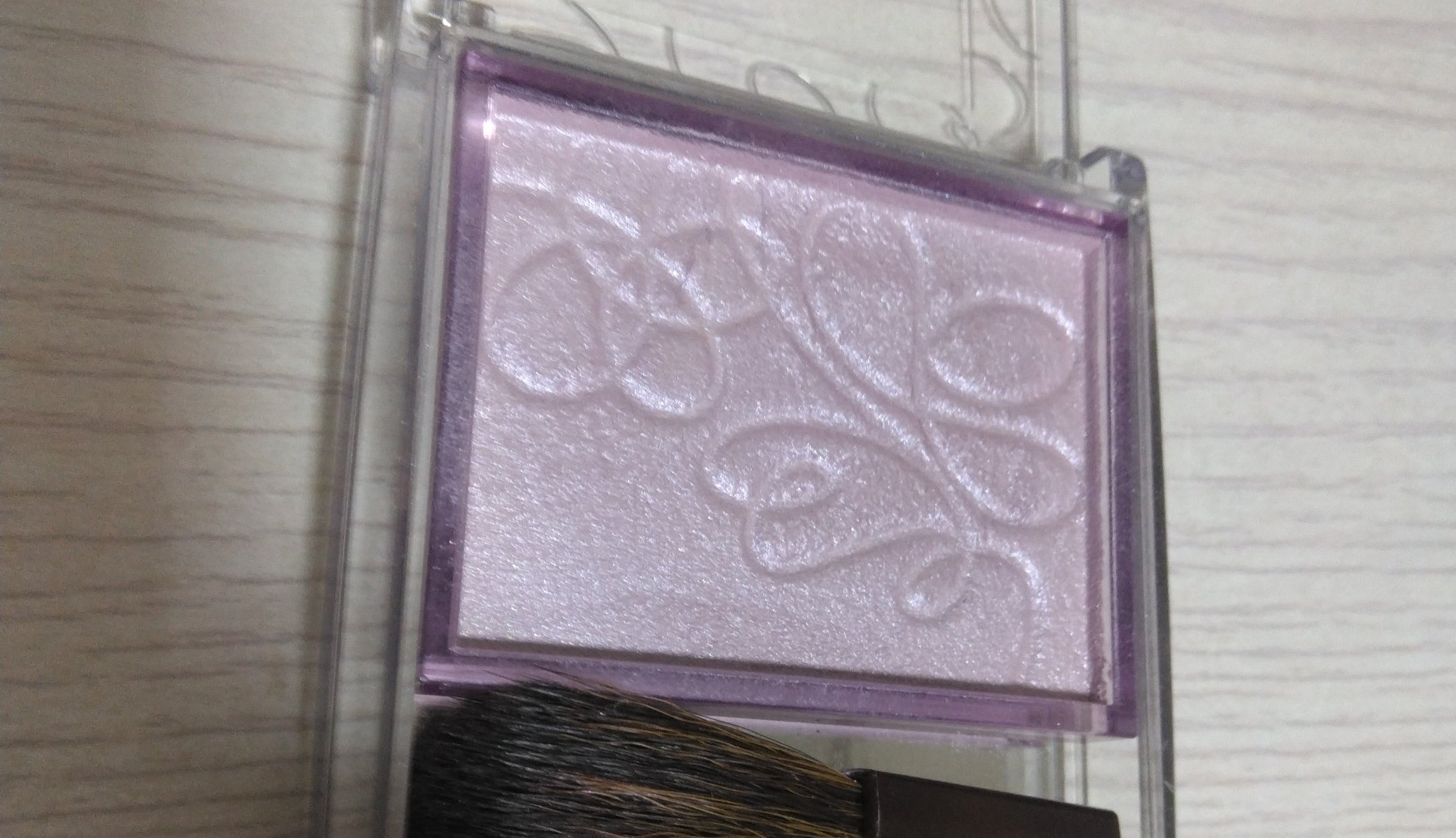 パールグロウニュアンサー/CEZANNE/パウダーハイライトを使ったクチコミ（3枚目）