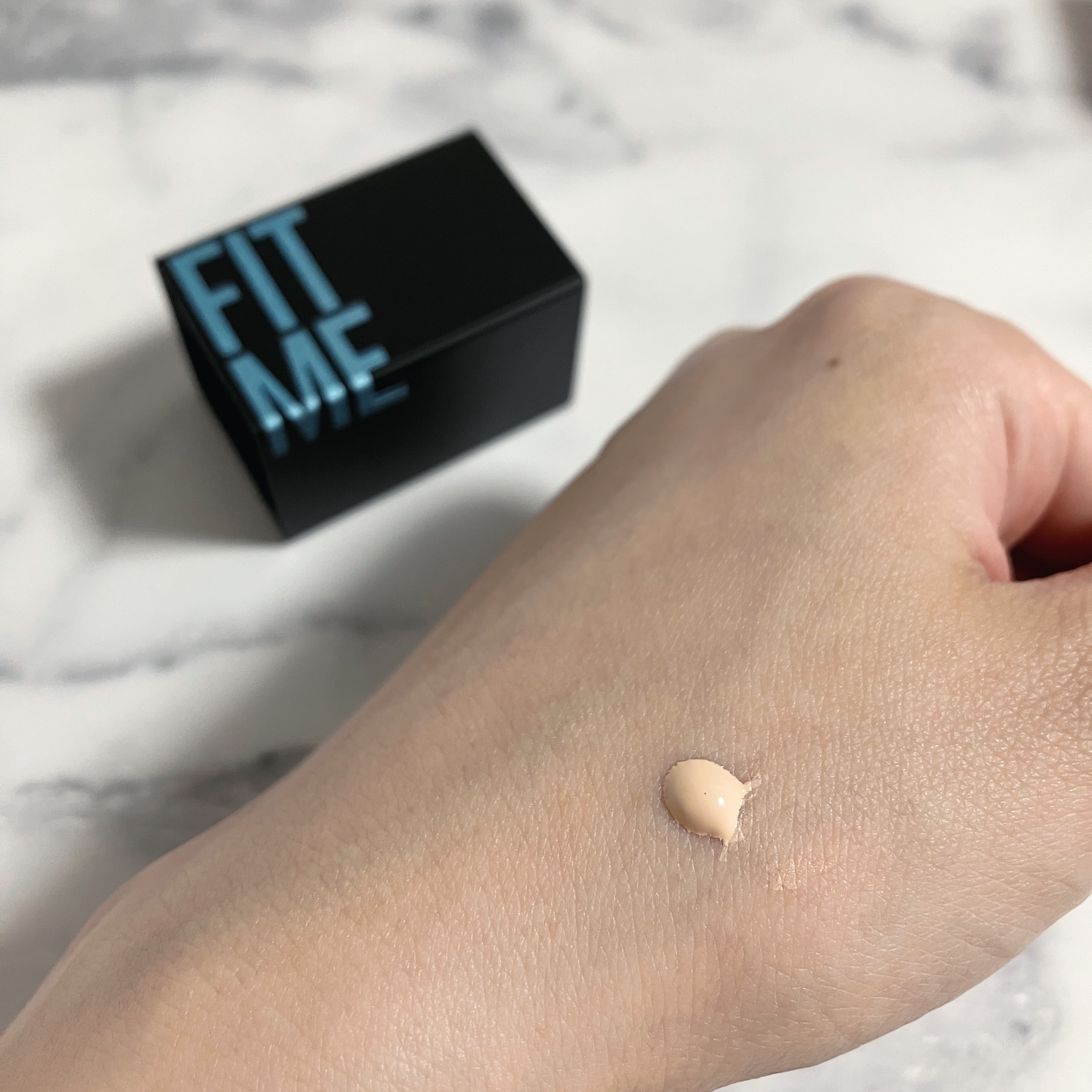 フィットミー リキッドファンデーション R/MAYBELLINE NEW YORK/リキッドファンデーションを使ったクチコミ（2枚目）