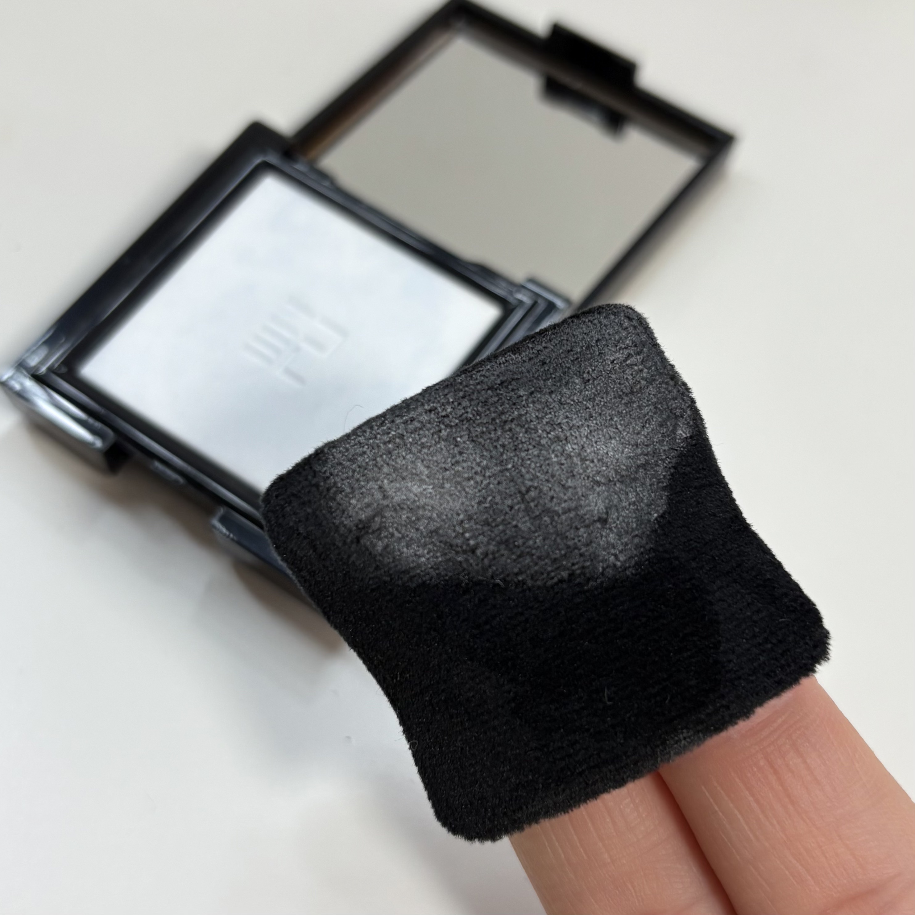 トランスルーシェント ブルーリング セッティング パウダー/PERFECT DIARY/プレストパウダーを使ったクチコミ（3枚目）