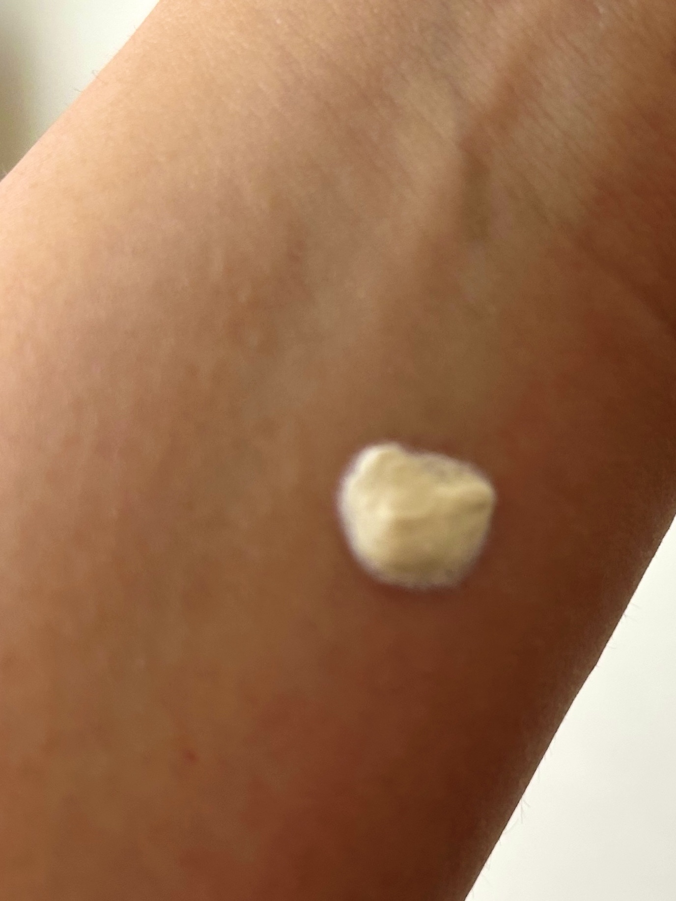 セラムフィット バランシング トーンアップクリーム/ByUR/化粧下地を使ったクチコミ（3枚目）