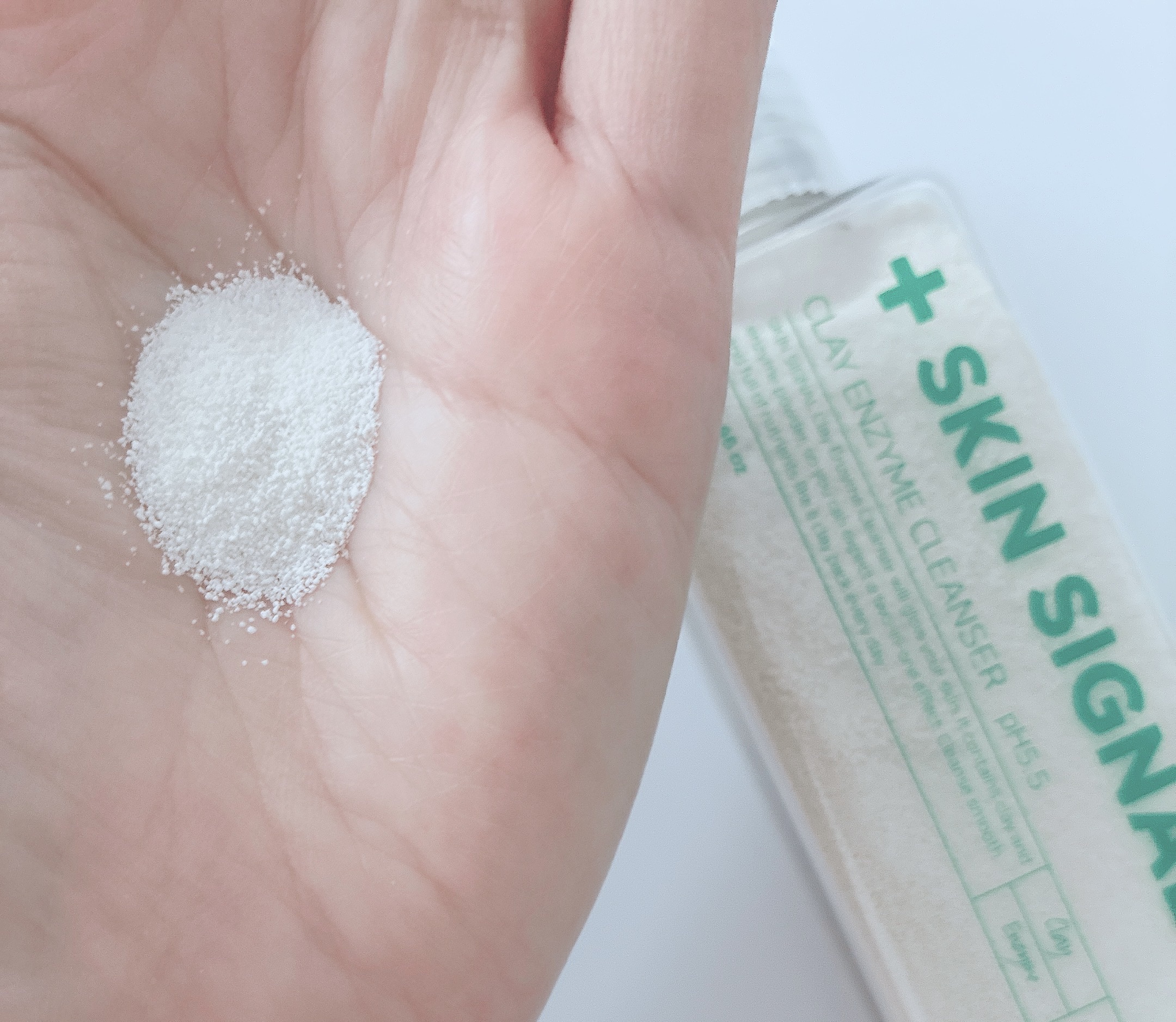 ホワイト クレイ酵素クレンザー	/SKIN SIGNAL/洗顔パウダーを使ったクチコミ（3枚目）