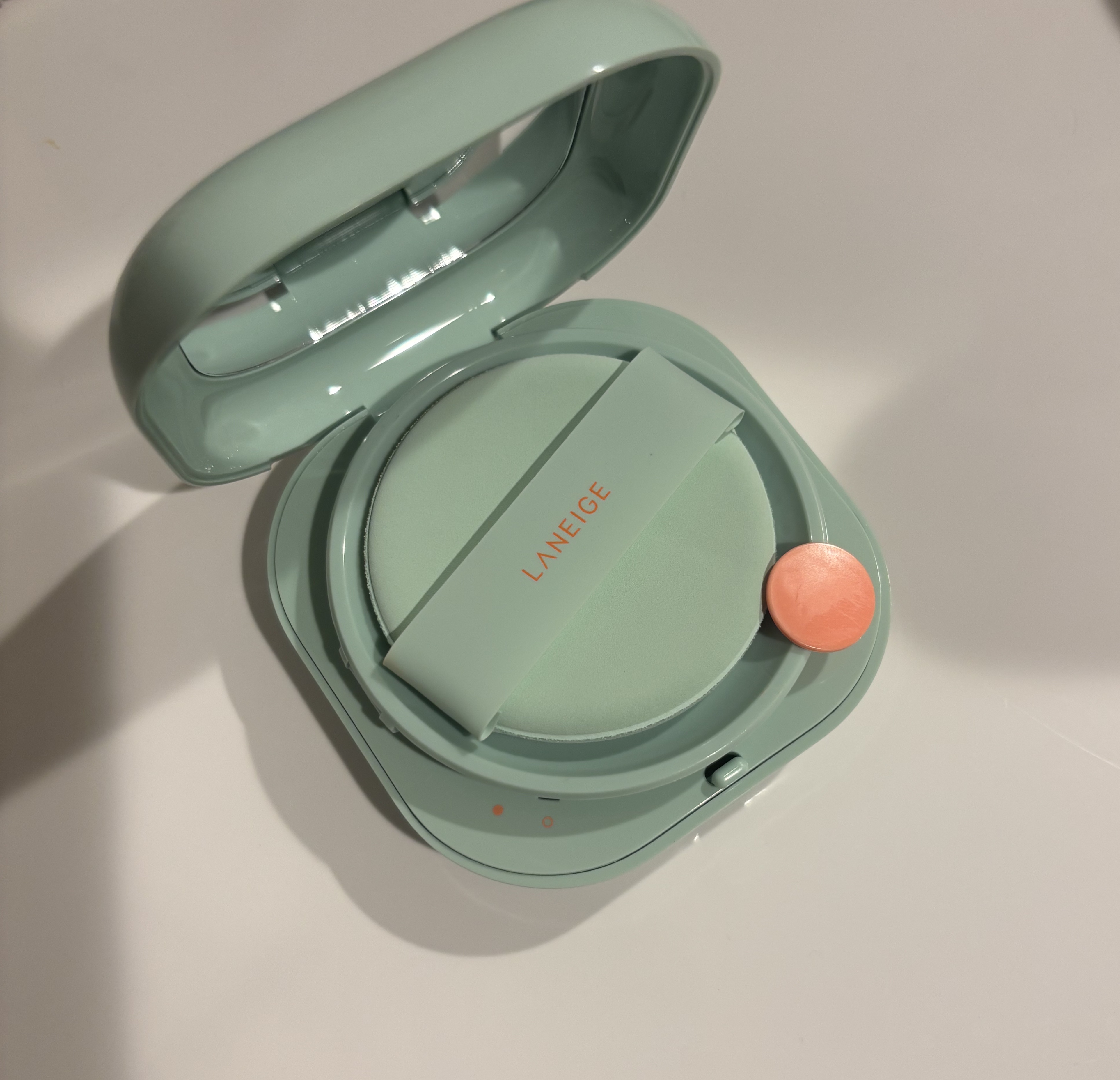 ネオクッション マット N/LANEIGE/クッションファンデーションを使ったクチコミ（1枚目）