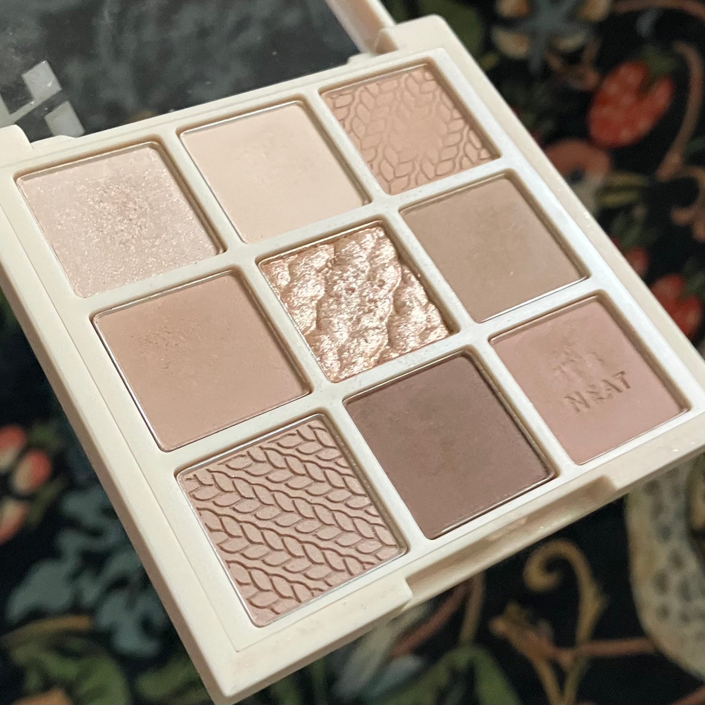 マイフェイブムードアイパレット 9カラー/HOLIKA HOLIKA/アイシャドウパレットを使ったクチコミ(1枚目)