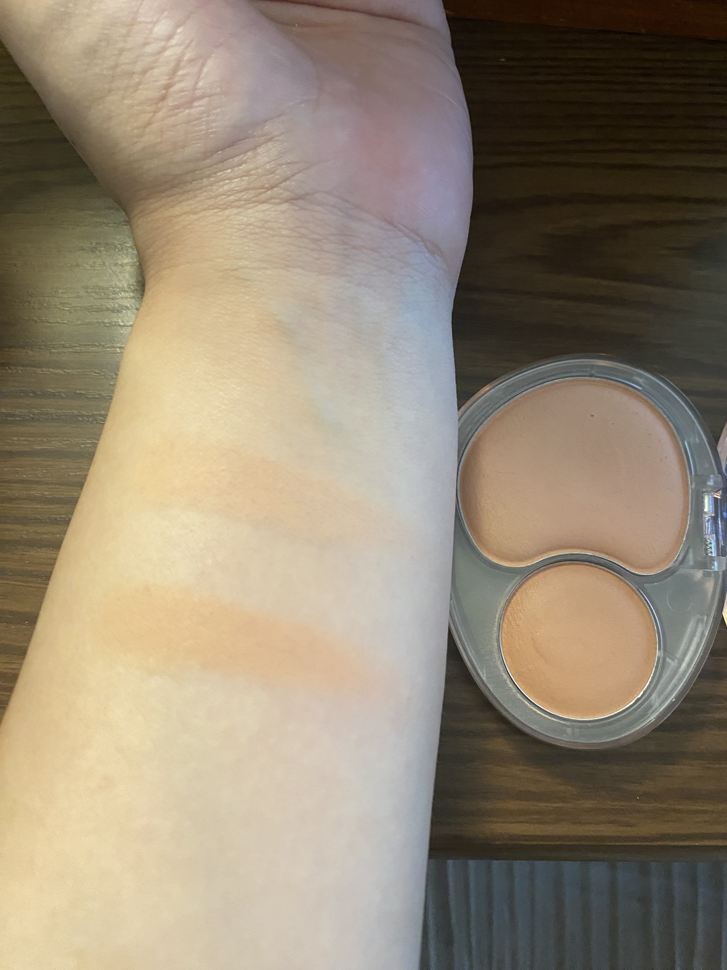 デュアルチークメロウ/fwee/ジェル・クリームチークを使ったクチコミ（3枚目）