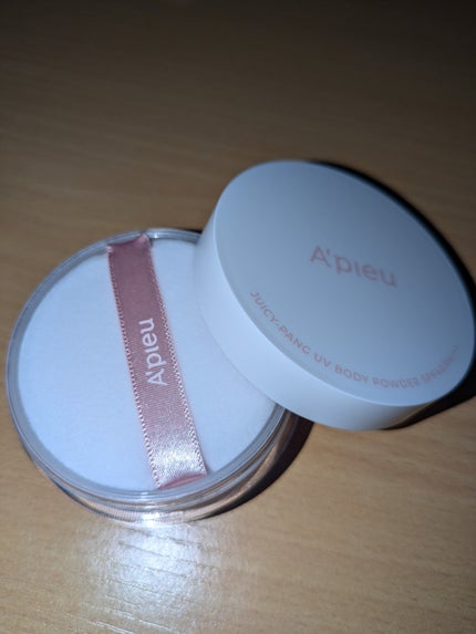 アピュー ジューシーパン UVボディパウダー SPF40/PA+++/A’pieu/日焼け止めパウダーを使ったクチコミ(1枚目)