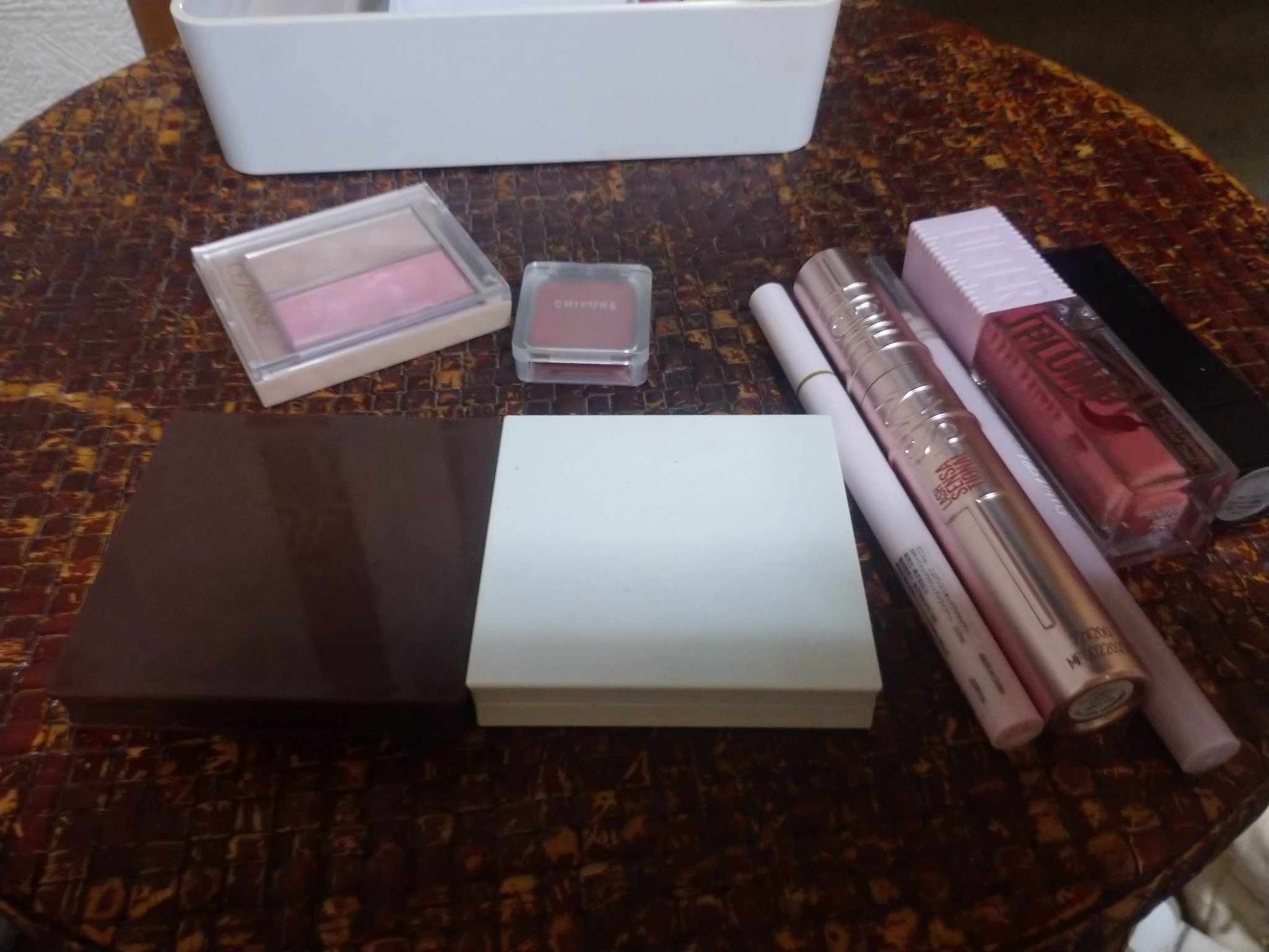 フィニッシングパウダー マット/チャコット・コスメティクス/ルースパウダーを使ったクチコミ（2枚目）