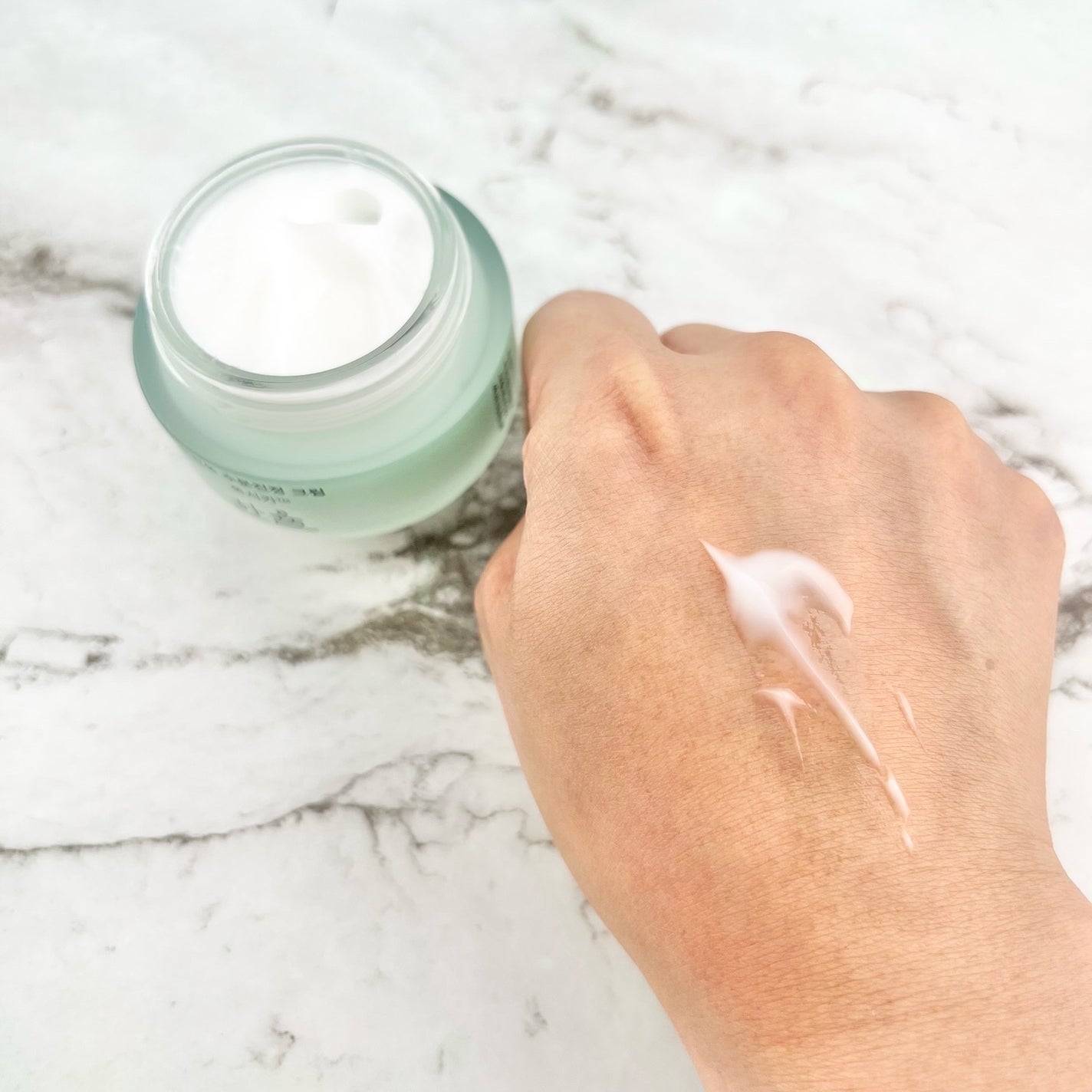 ピュアアルテミシア カーミングウォータークリーム/HANYUL(ハンユル)/フェイスクリームを使ったクチコミ(2枚目)