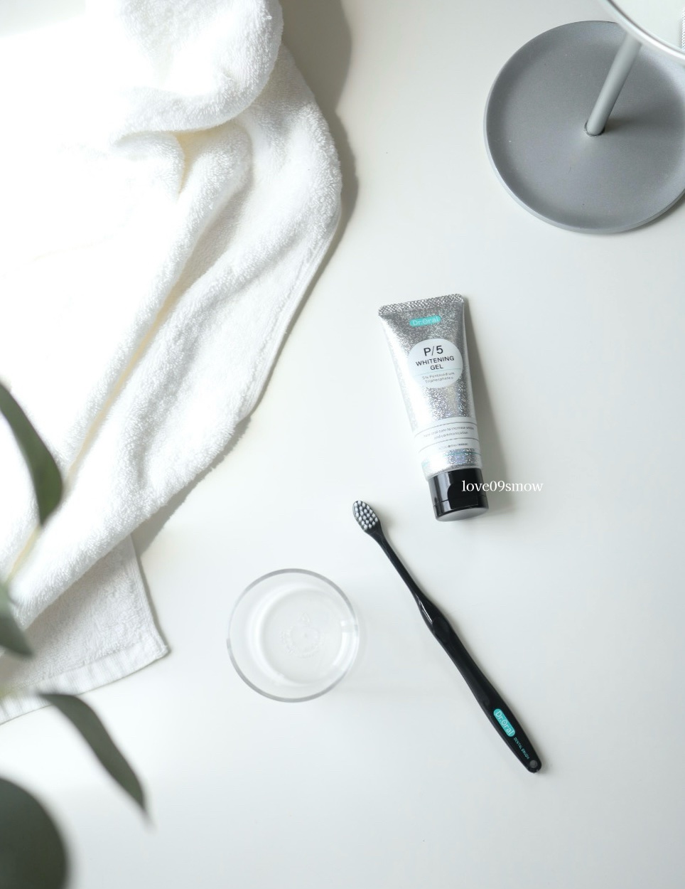 ホワイトニングゲル/Dr.Oral/歯磨き粉を使ったクチコミ（2枚目）