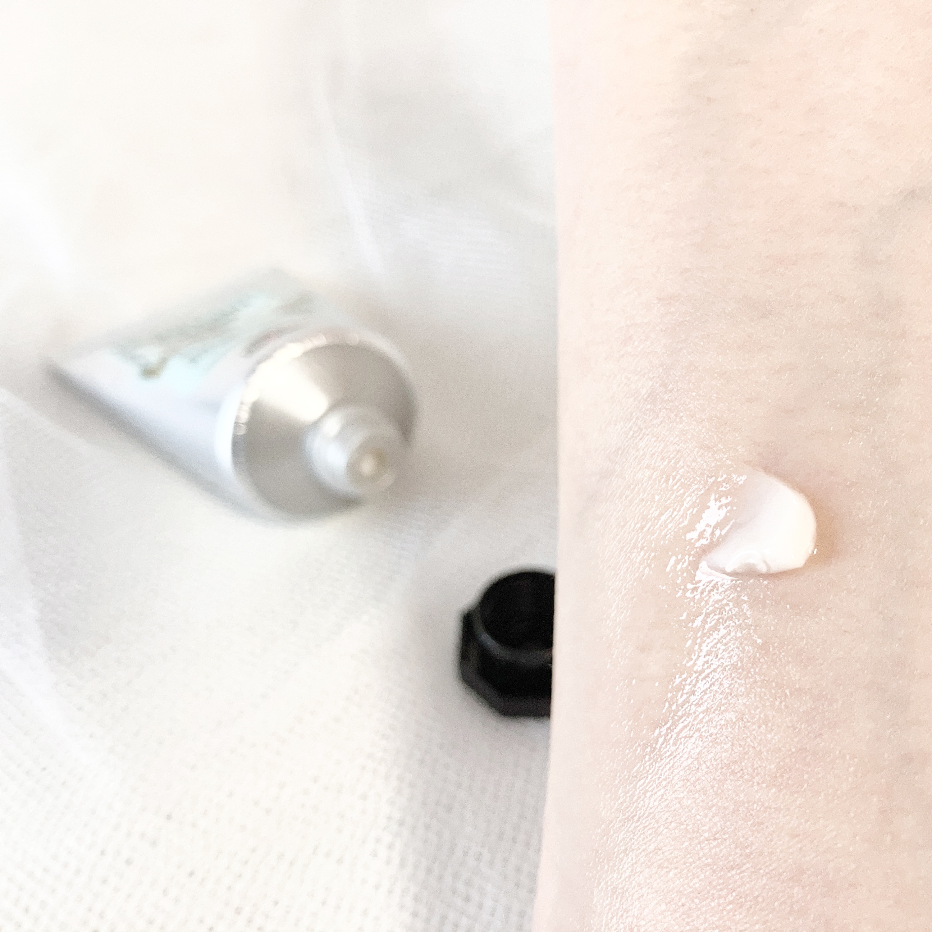 薬用さらさらクリーム/デオナチュレ/デオドラント・制汗剤を使ったクチコミ（3枚目）