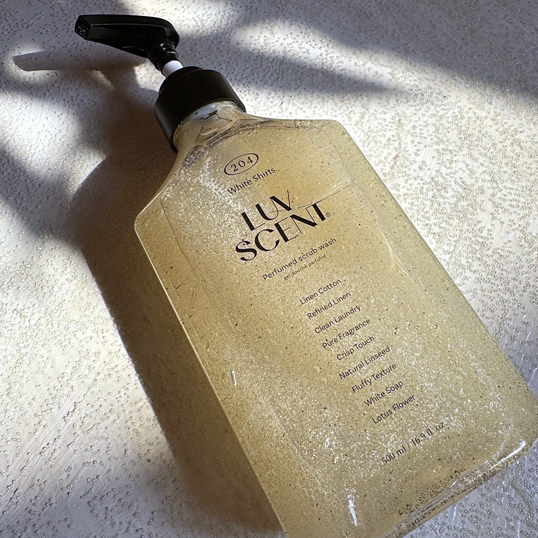 スクラブボディウォッシュ ホワイトシャツ リネンコットン/LUV SCENT/ボディスクラブを使ったクチコミ(6枚目)