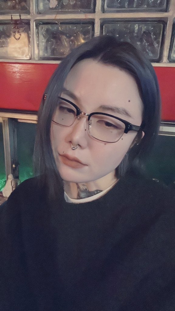 つくも on LIPS 「濃かったり薄かったり…いままでの髪型やメイクなど。※自撮り苦手..」(8枚目)