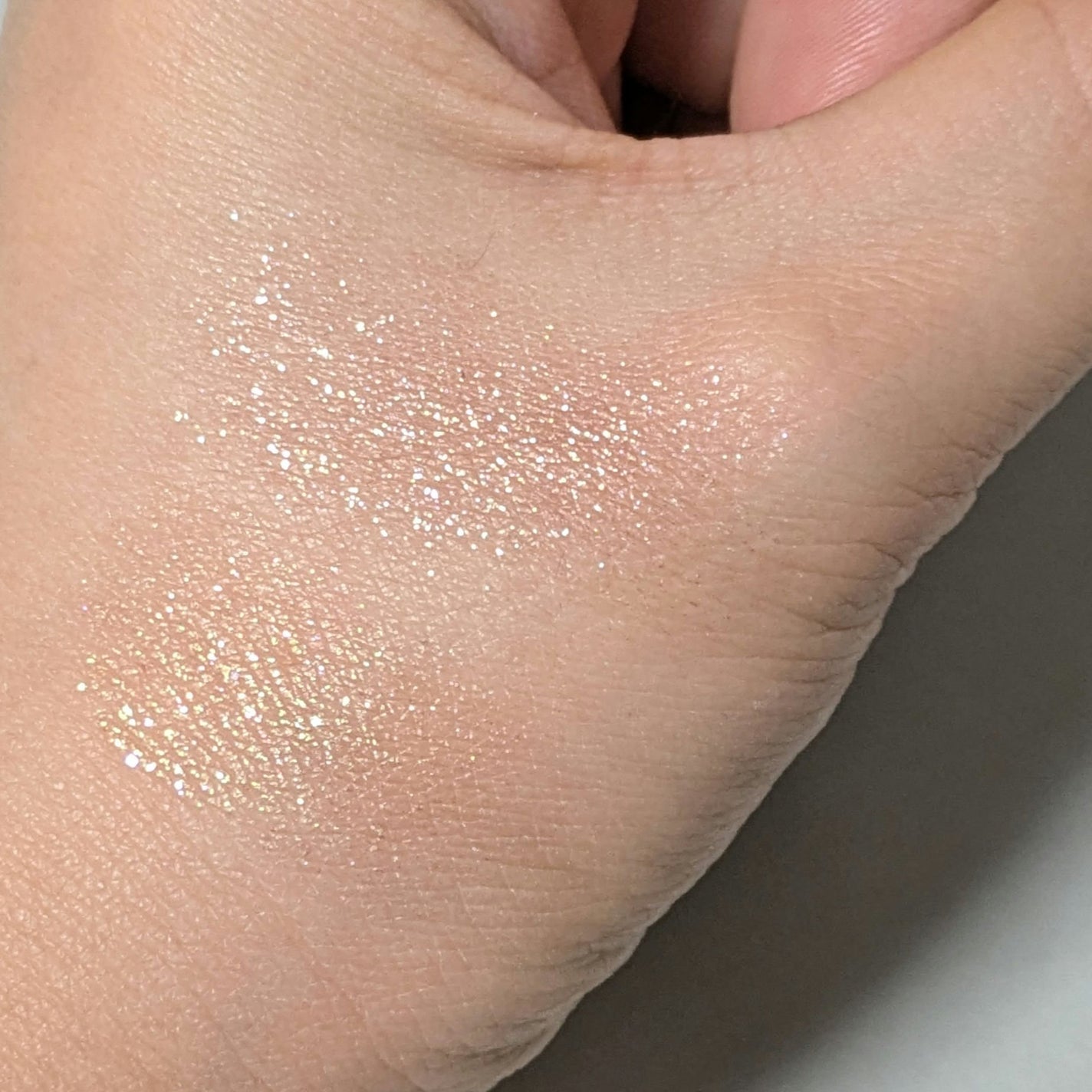 ラズル アイカラー/エレガンス ラズル /単色アイシャドウを使ったクチコミ(4枚目)