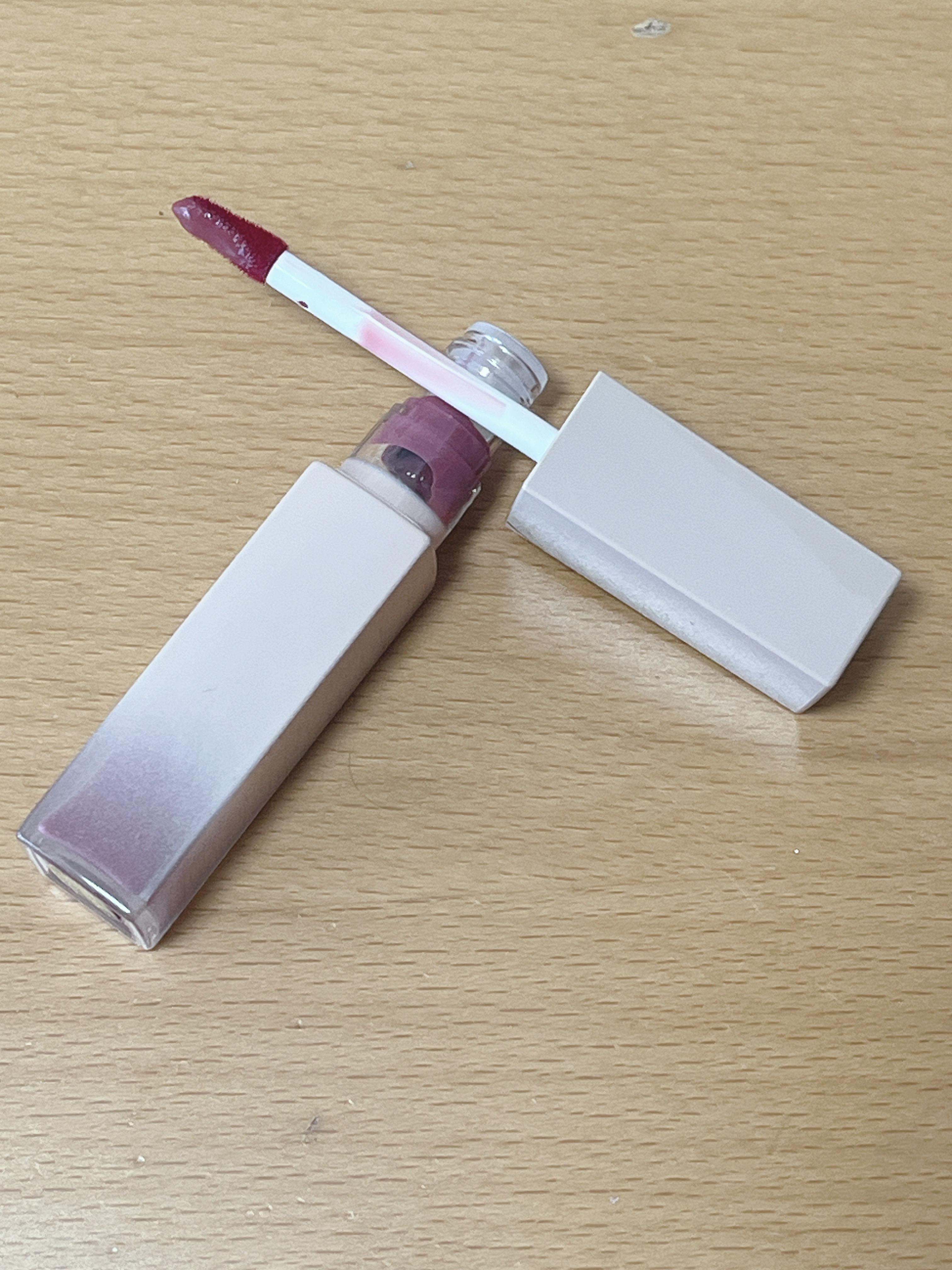 リップアーマーⅩ/KiSS/口紅を使ったクチコミ（2枚目）