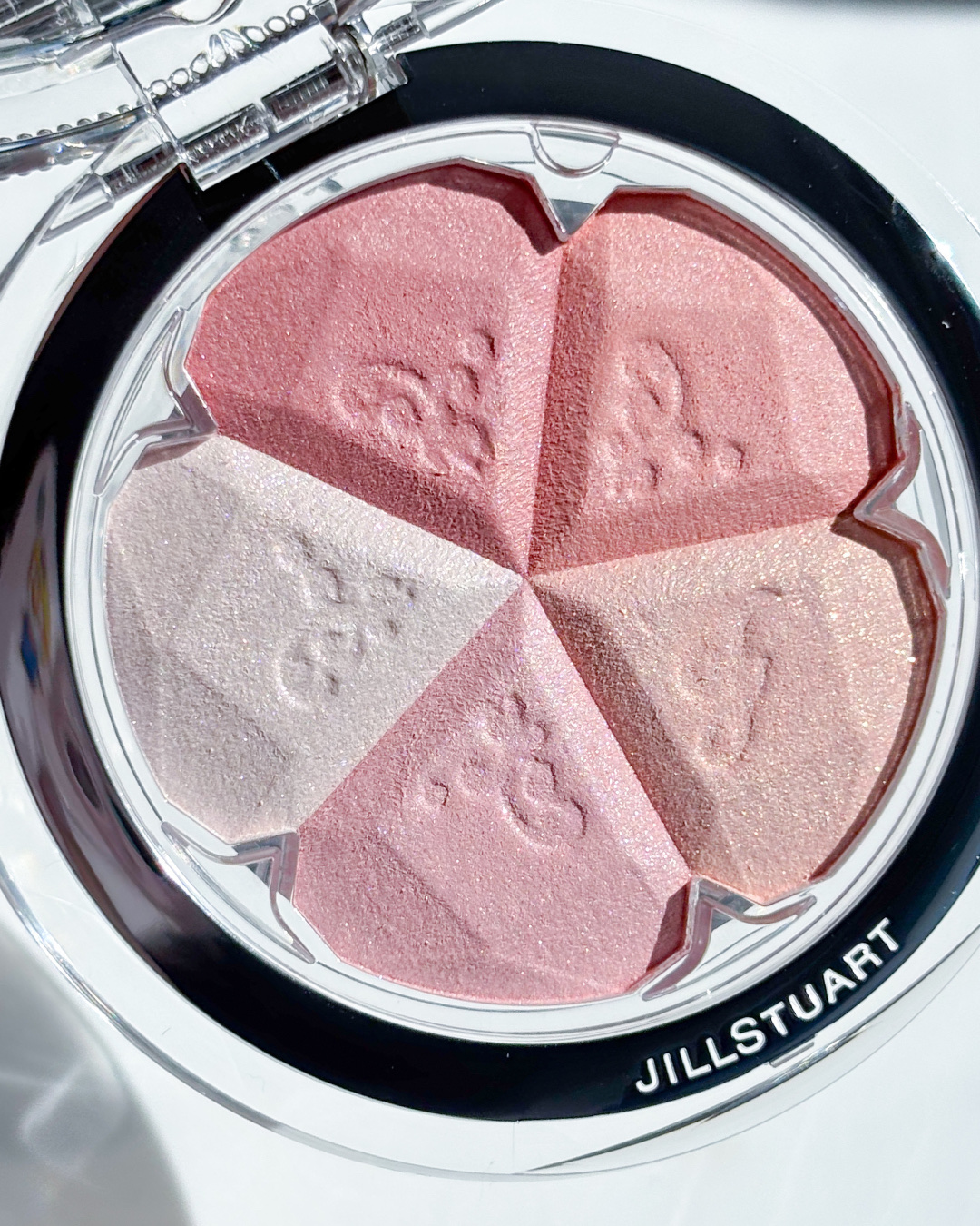 ジルスチュアート ブルーム ミックスブラッシュ コンパクト/JILL STUART/パウダーチークを使ったクチコミ（2枚目）