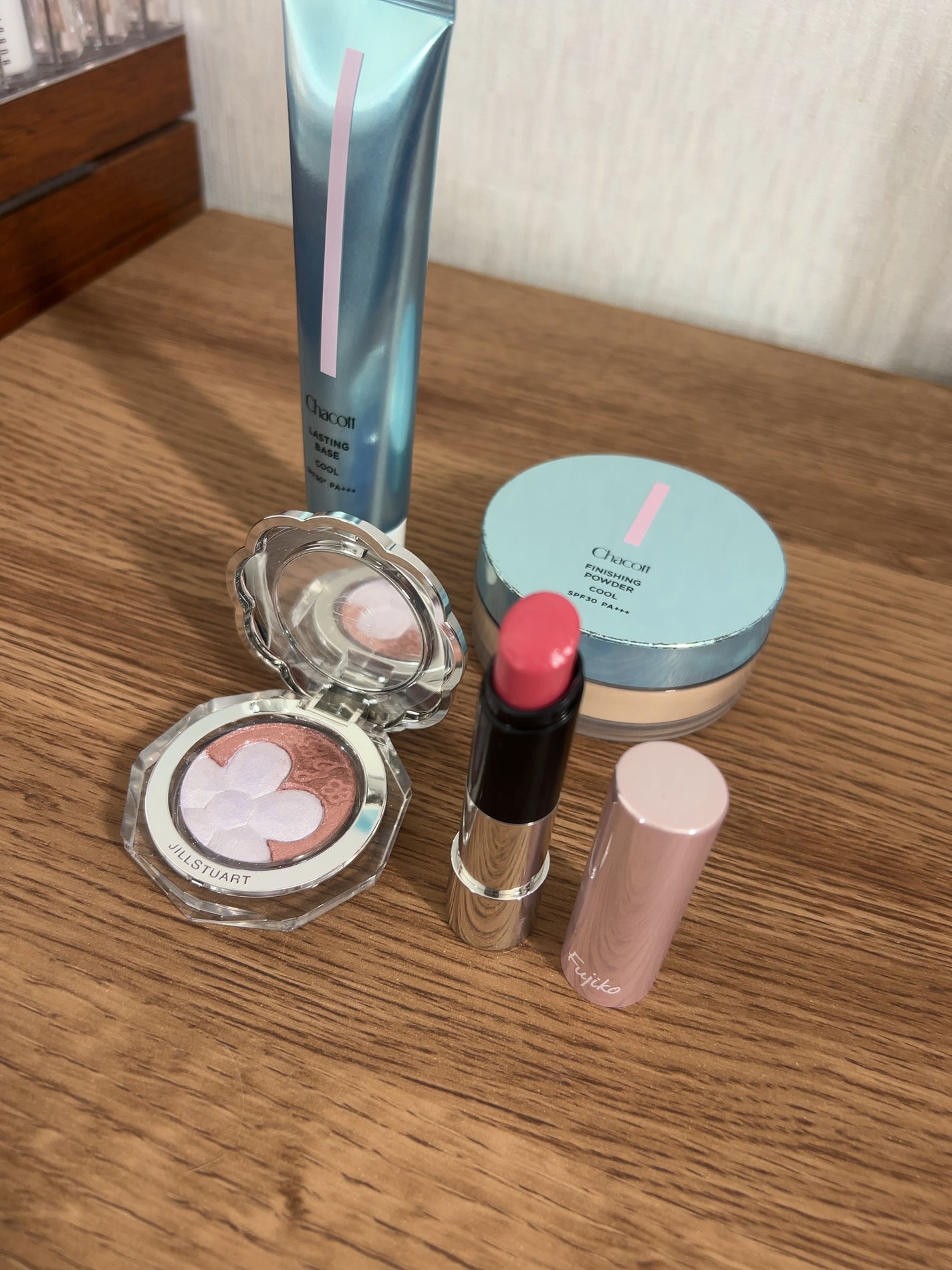 ラスティングベース クール/チャコット・コスメティクス/化粧下地を使ったクチコミ(2枚目)