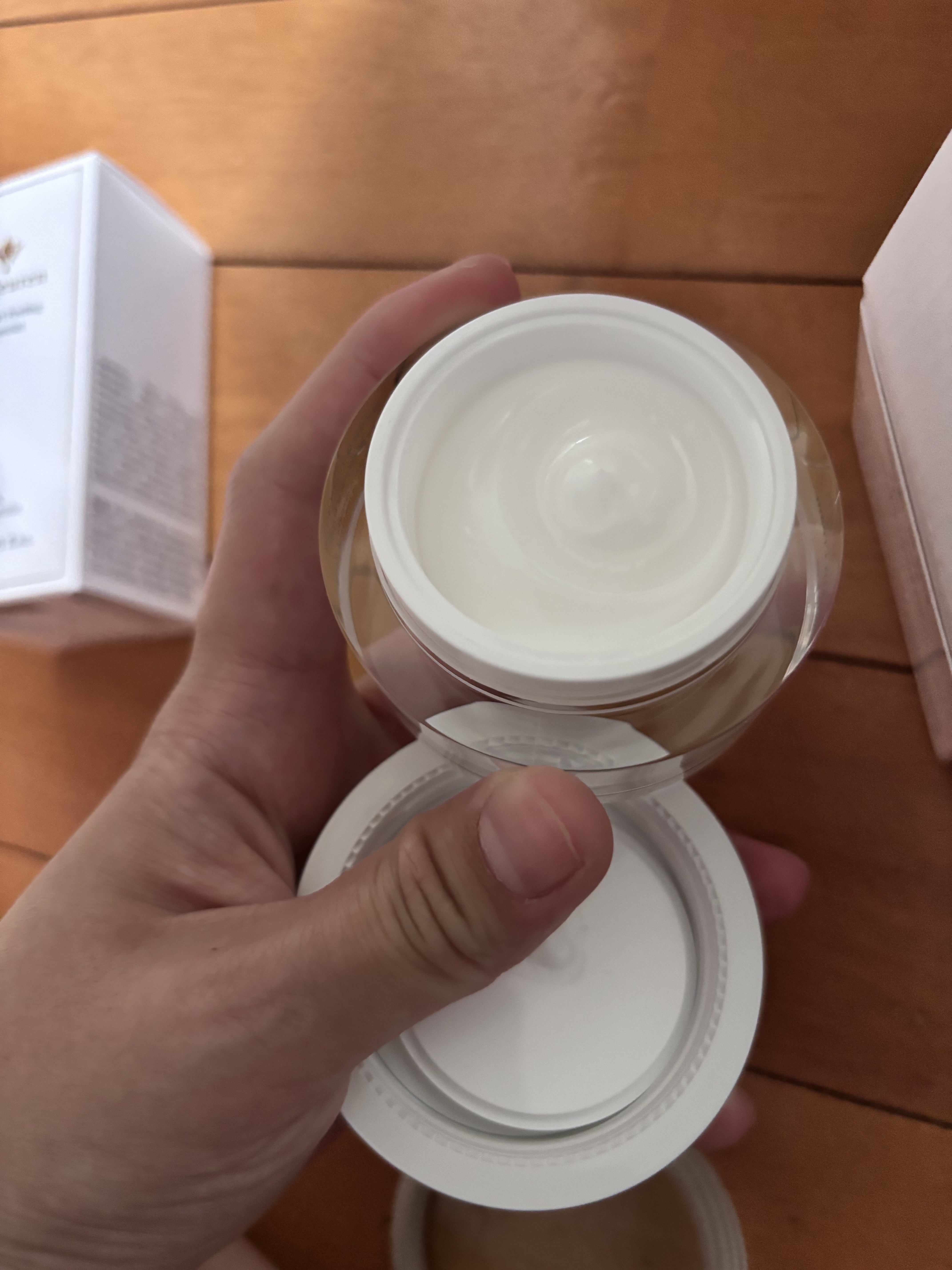 カルス弾力アイクリーム/la fleuren/アイケア・アイクリームを使ったクチコミ（2枚目）