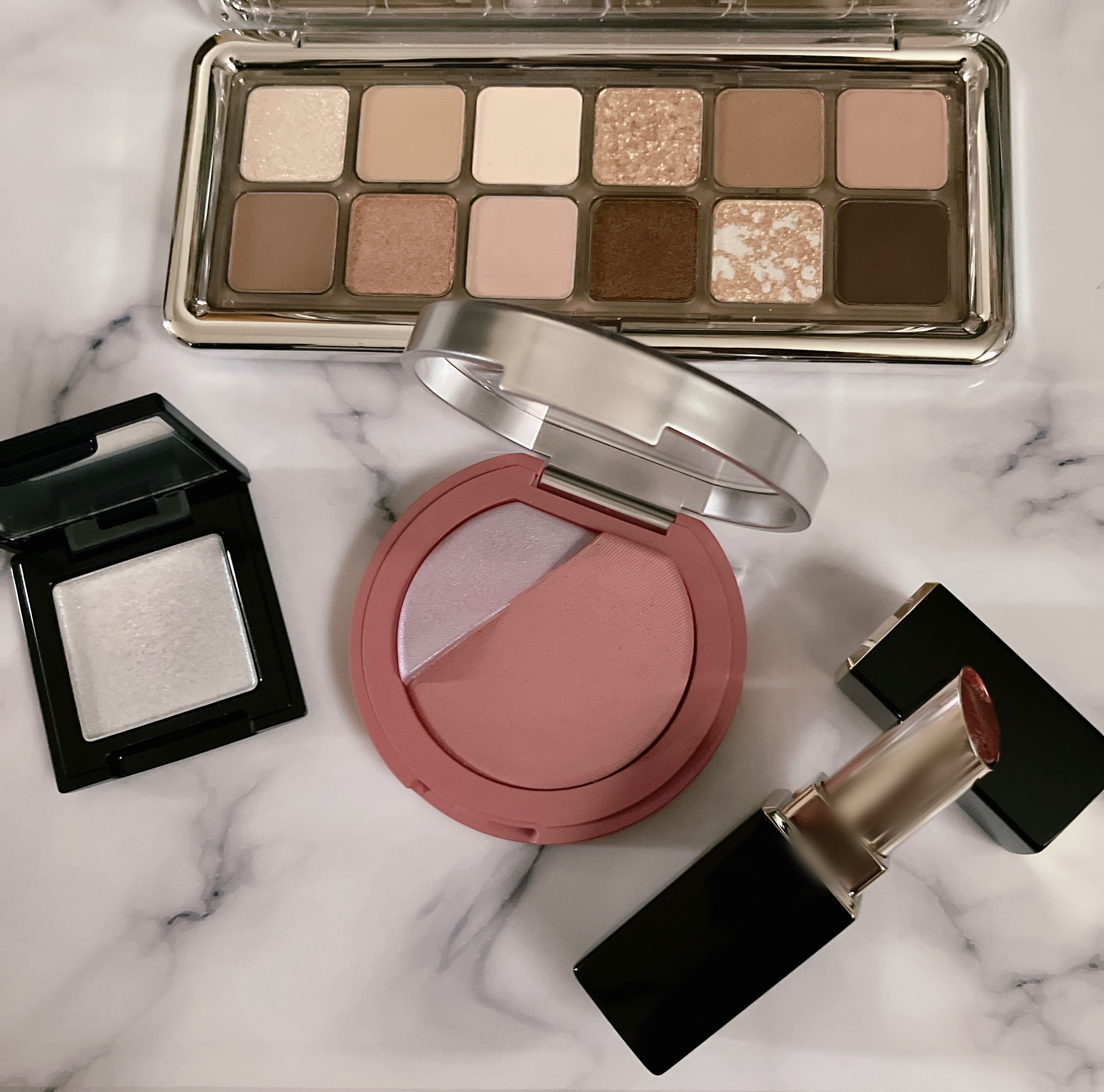 ラズル アイカラー 29 Sling shot/エレガンス ラズル /単色アイシャドウを使ったクチコミ（2枚目）