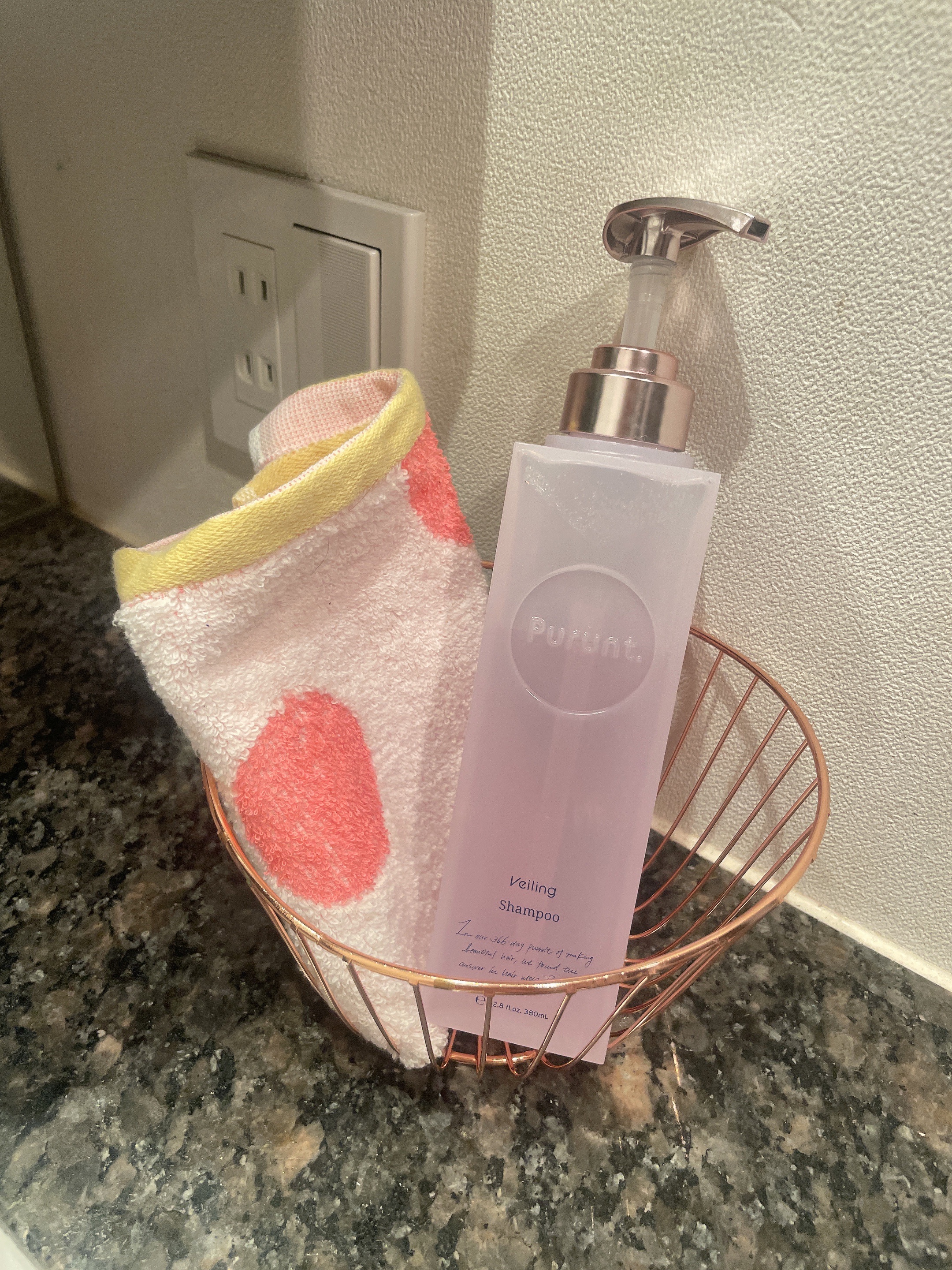 香りが良くておきにいり！
パッケージもシュッとしてて
スタイリッシュ

テクスチャーがもちっとしていて
泡立ちがいいです

#Purunt
#プルントヴェーリング
#ヴェーリングシリーズ