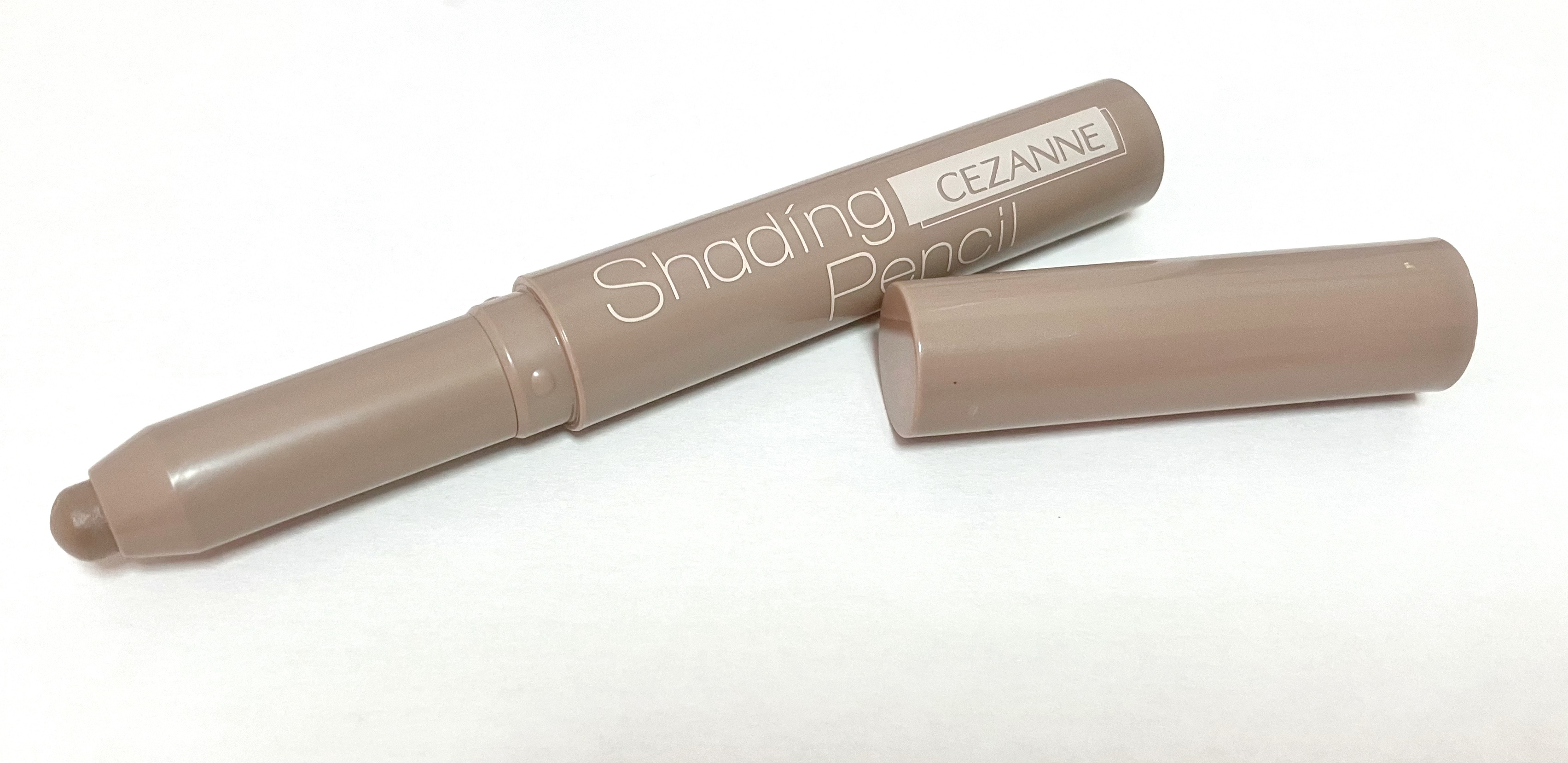 シェーディングペンシル/CEZANNE/ハイライト・シェーディングを使ったクチコミ（2枚目）