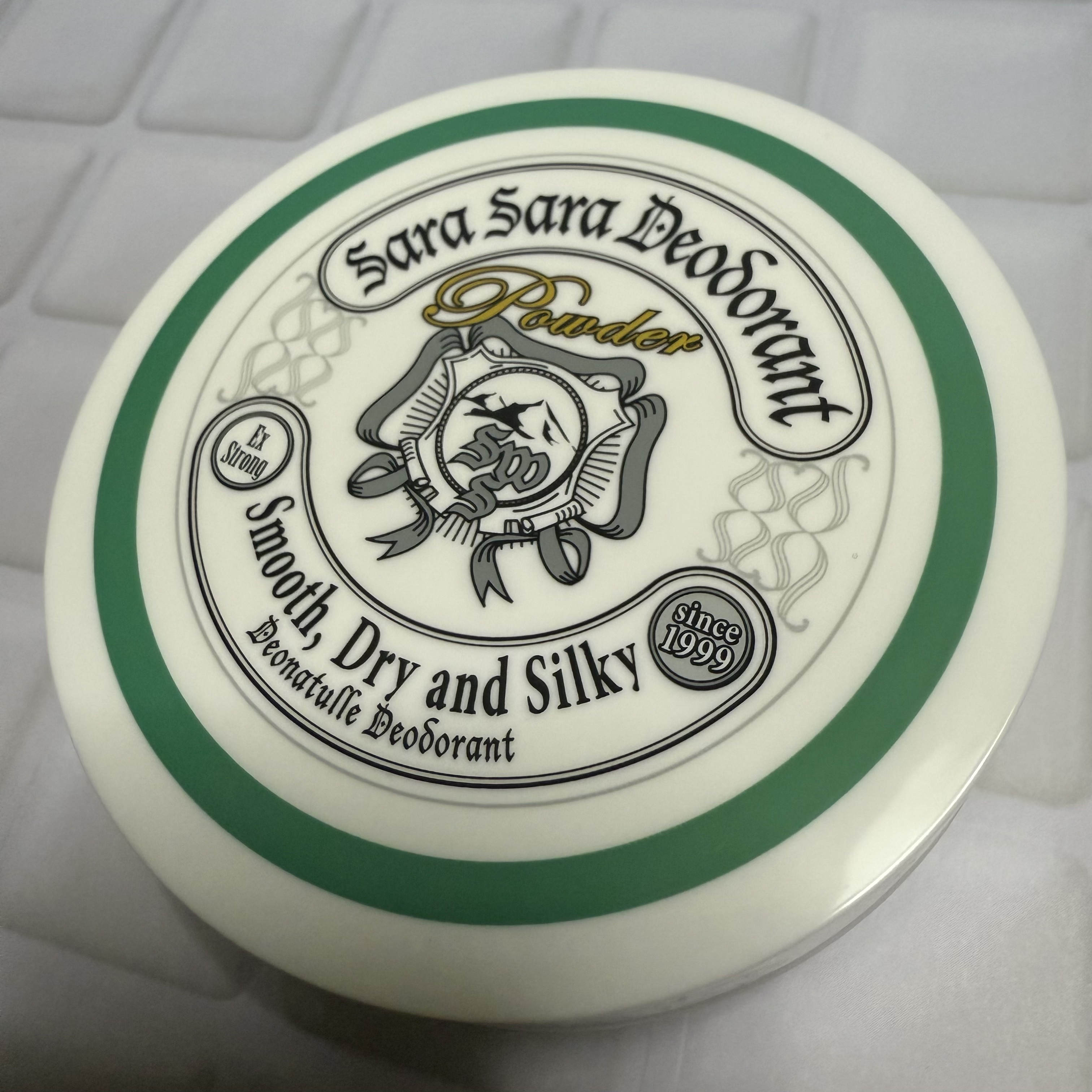 薬用さらさらデオドラントパウダー/デオナチュレ/デオドラント・制汗剤を使ったクチコミ（2枚目）