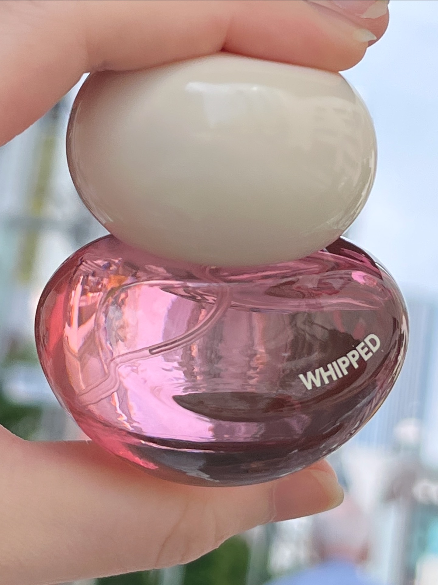 ホイップドムファバターヴィーガンジューシーケラチンヘアパフューム/WHIPPED/ヘアミストを使ったクチコミ（1枚目）