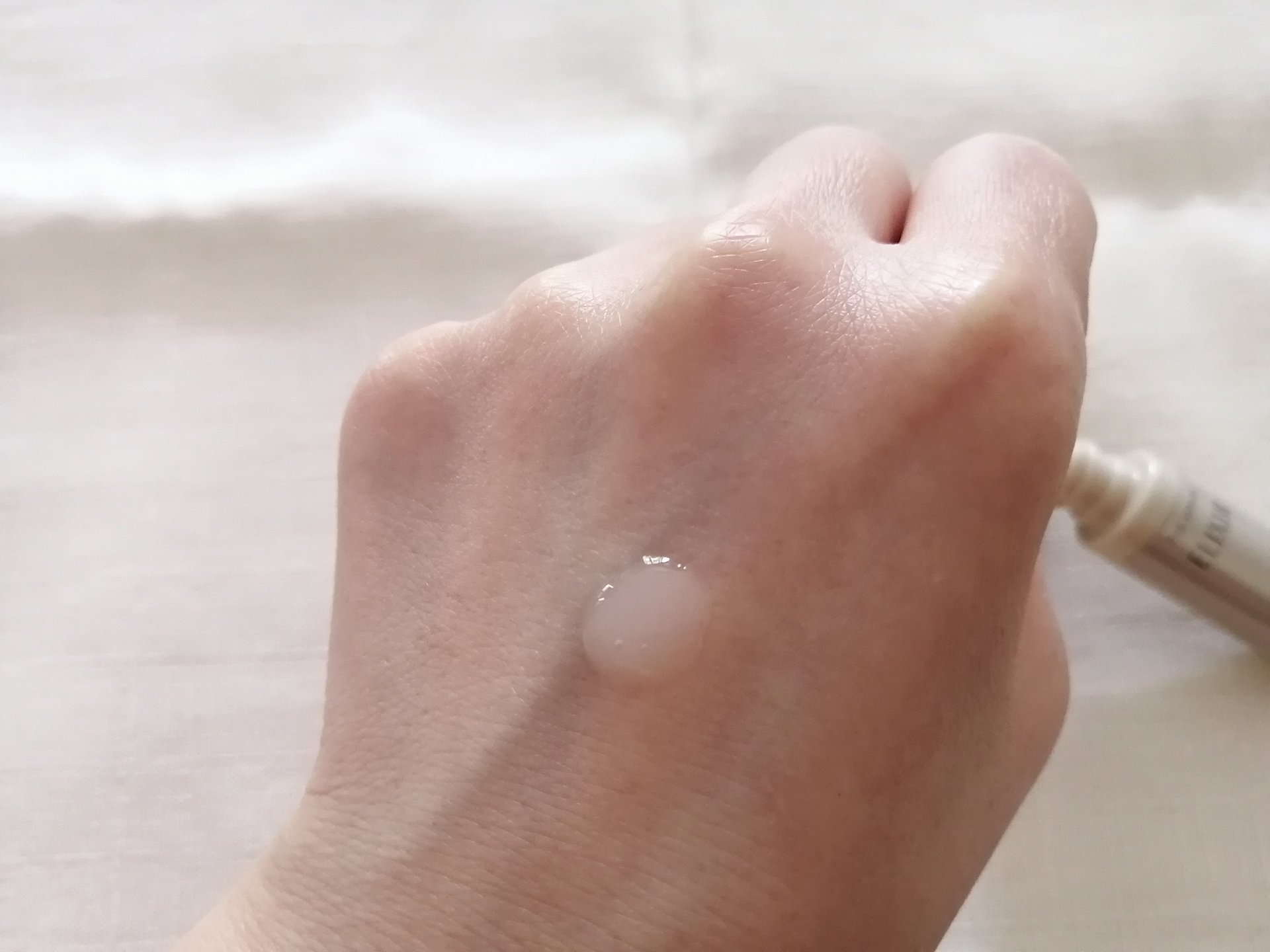 エリクシール　ザ セラム aa（医薬部外品）/エリクシール/美容液を使ったクチコミ（2枚目）