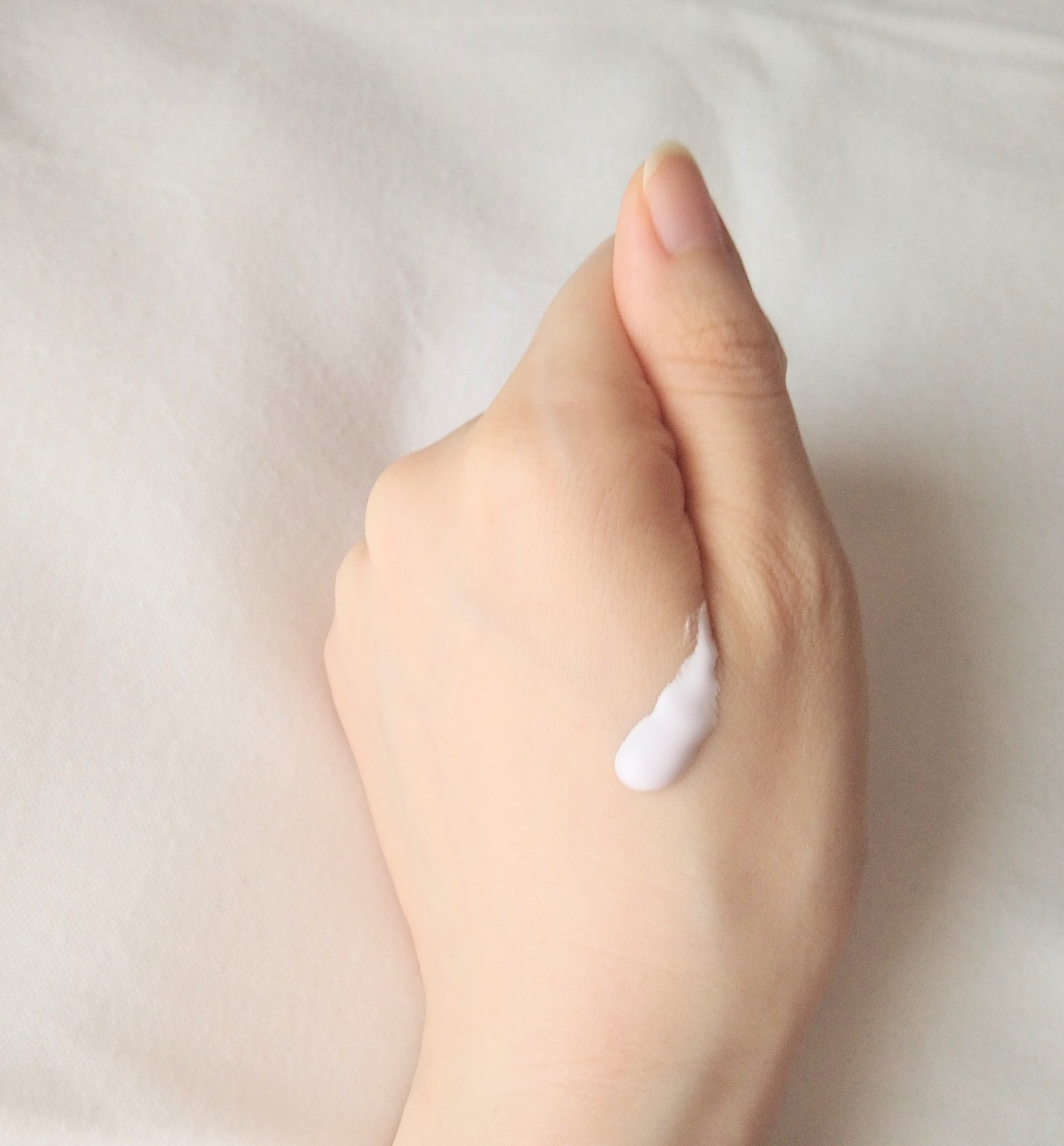 ハトムギ UVミルキージェル/麗白/日焼け止めミルクを使ったクチコミ（3枚目）