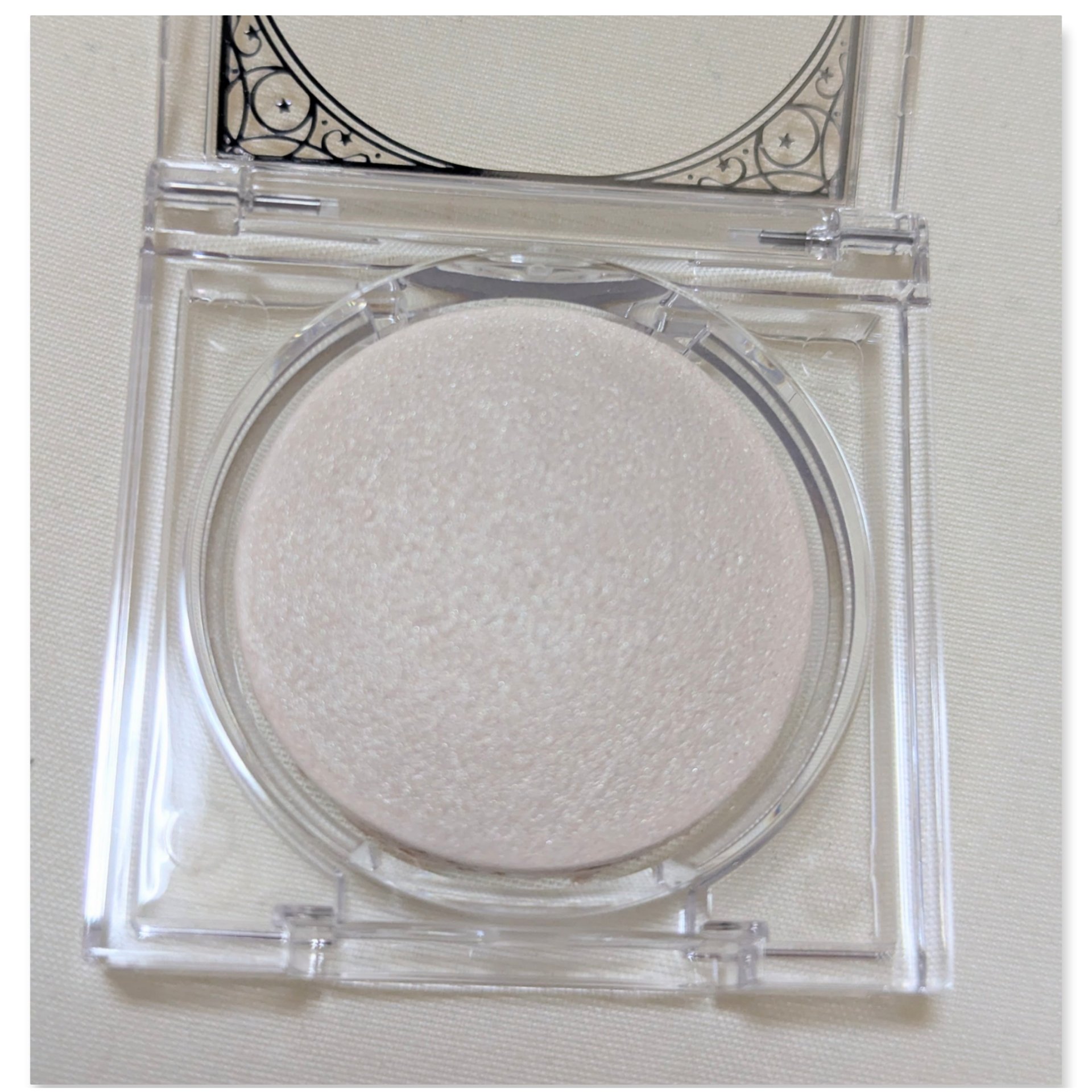 ムーングロウハイライター/キャンメイク/ハイライトを使ったクチコミ（3枚目）