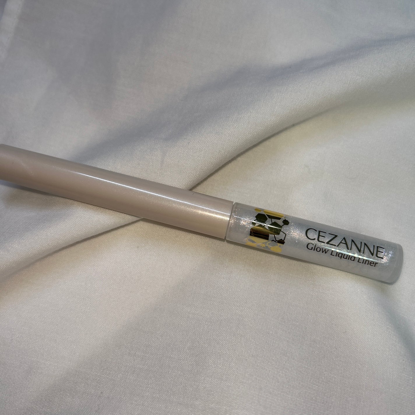 グロウリキッドライナー/CEZANNE/リキッドアイライナーを使ったクチコミ(1枚目)